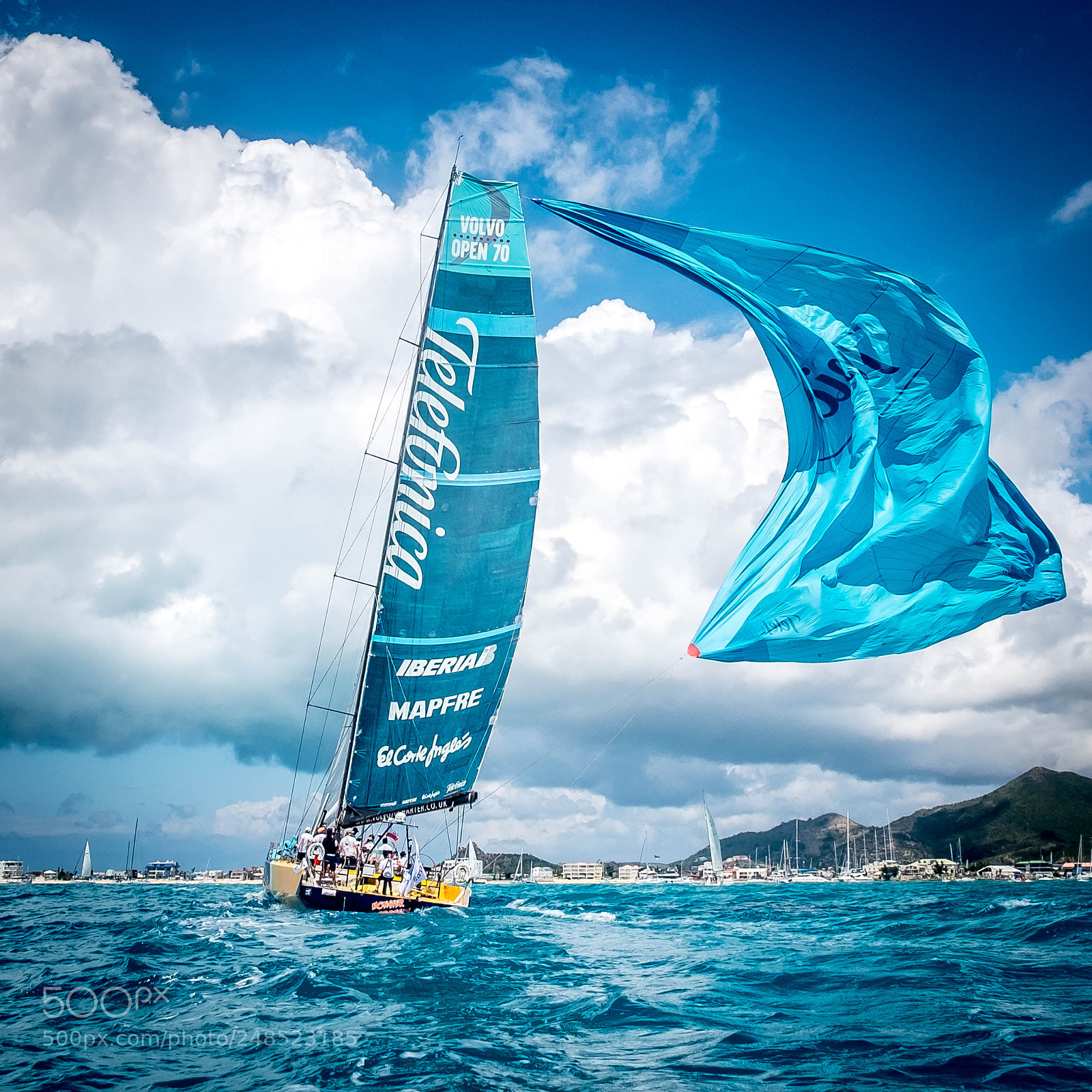 Fujifilm X-T1 sample photo. Flying genaker photography