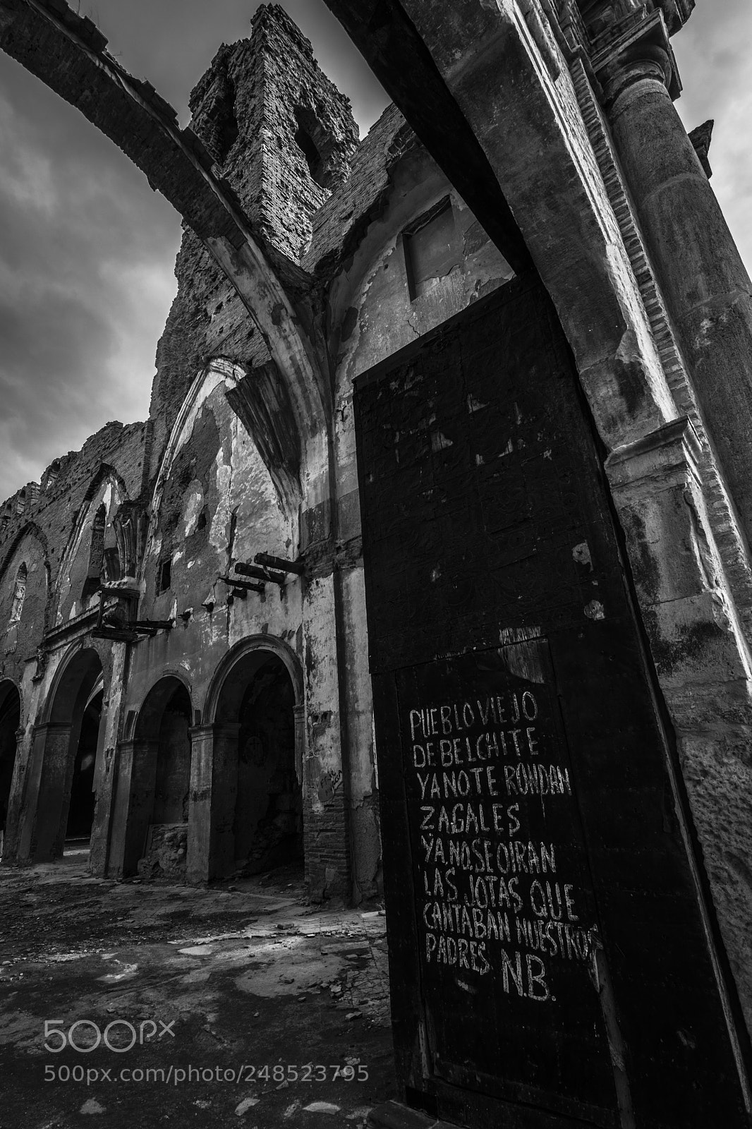 Nikon D7200 sample photo. Belchite black and white photography
