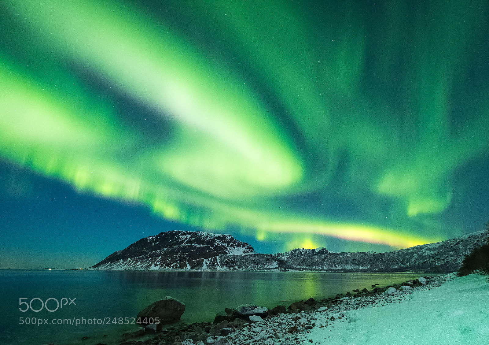 Fujifilm X-T2 sample photo. Strong northern lights over photography