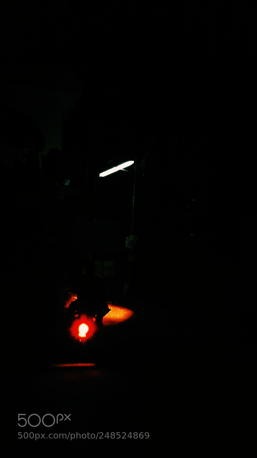 Samsung Galaxy S4 sample photo. Lights on the way photography