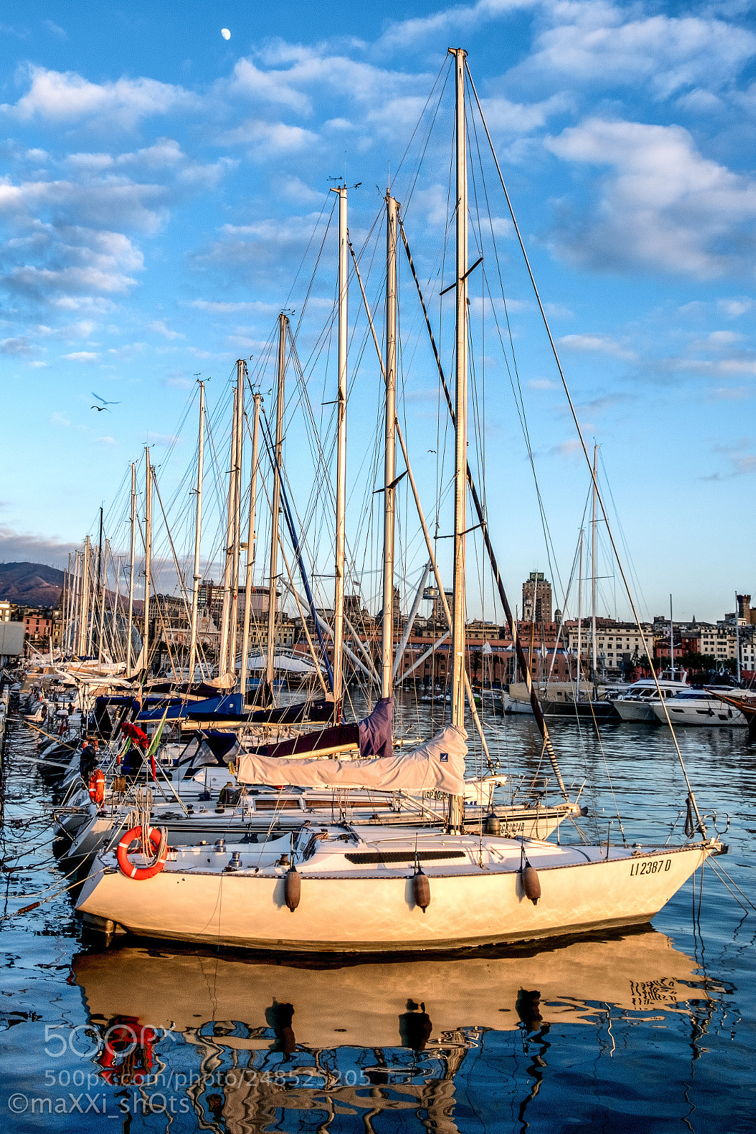 Fujifilm X-T20 sample photo. Porto antico pier photography