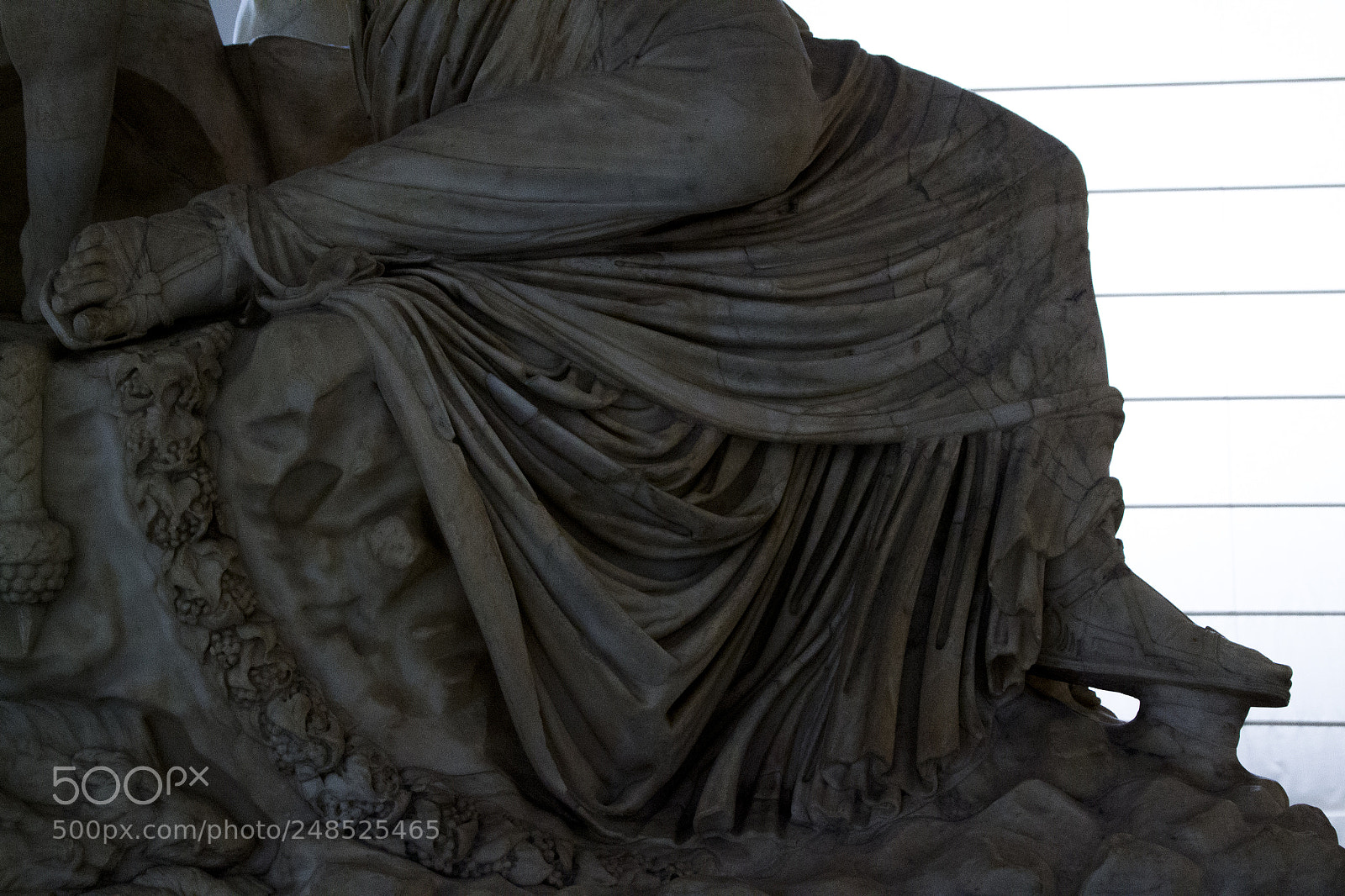 Nikon D3100 sample photo. Le gambe di dirce. photography