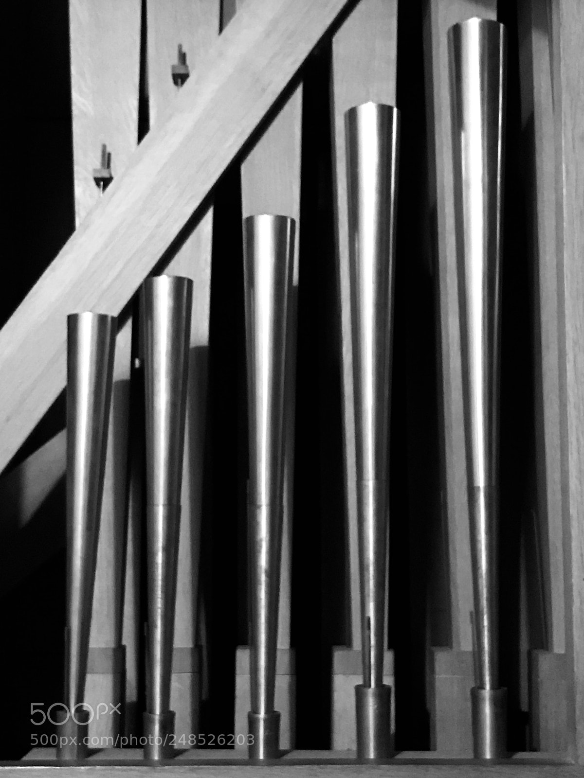 Apple iPhone 7 Plus sample photo. Organ flutes photography