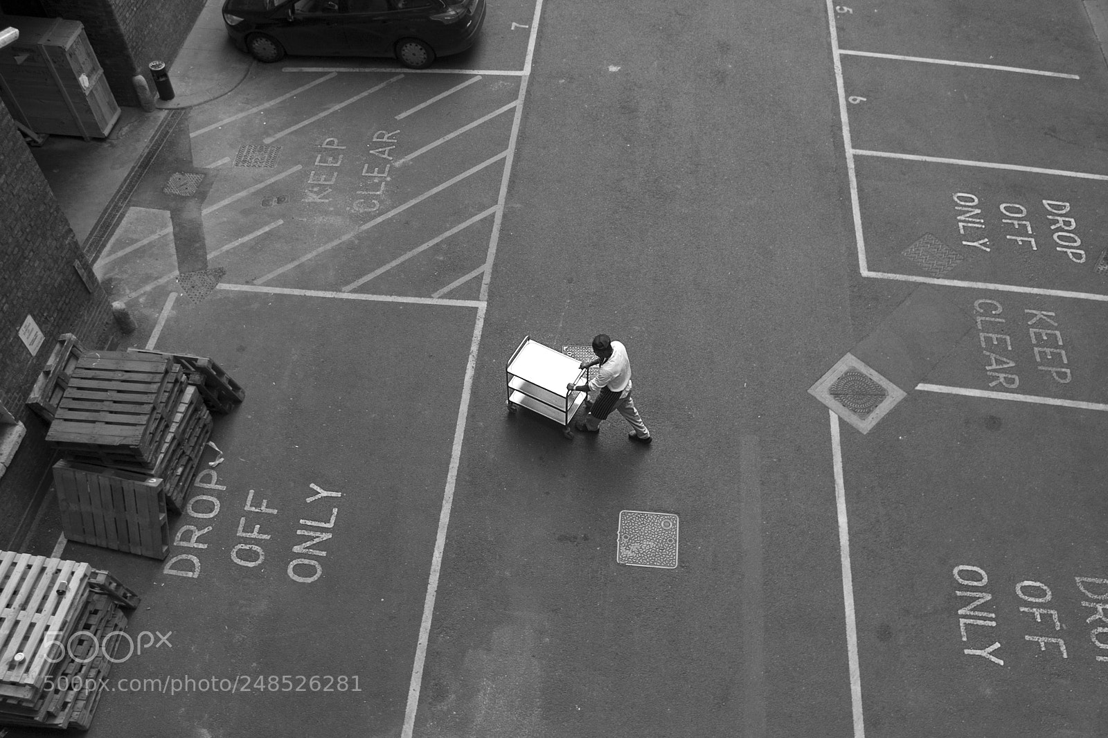 Sony SLT-A99V sample photo. Alone in the square photography