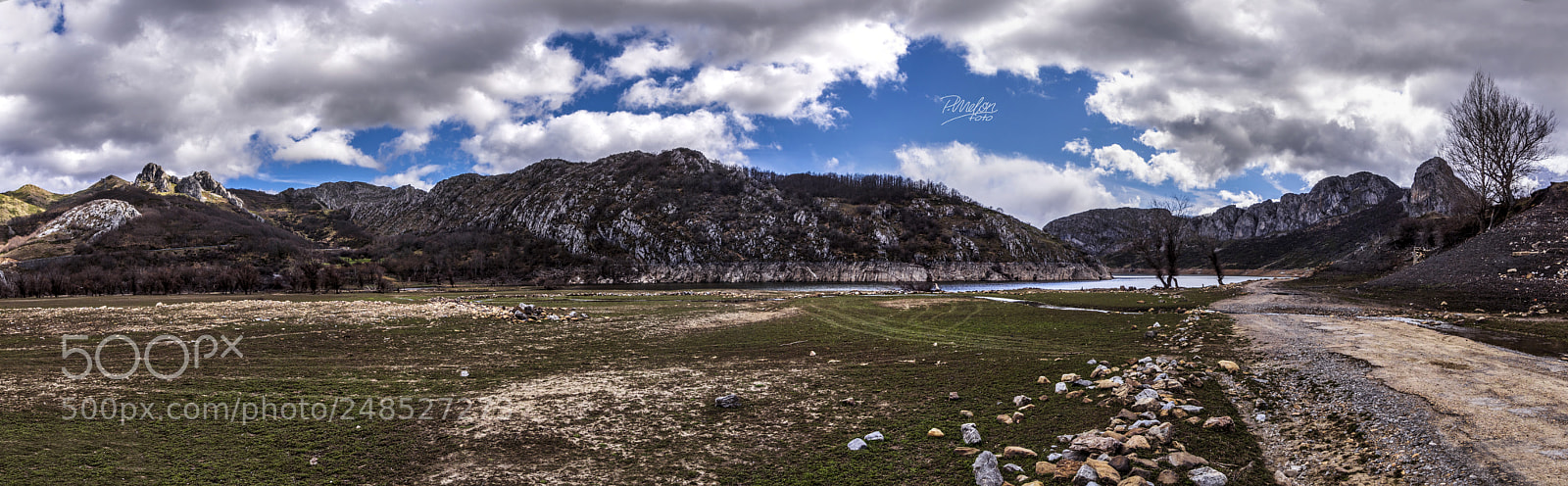 Sony SLT-A68 sample photo. Embalse del porma en photography