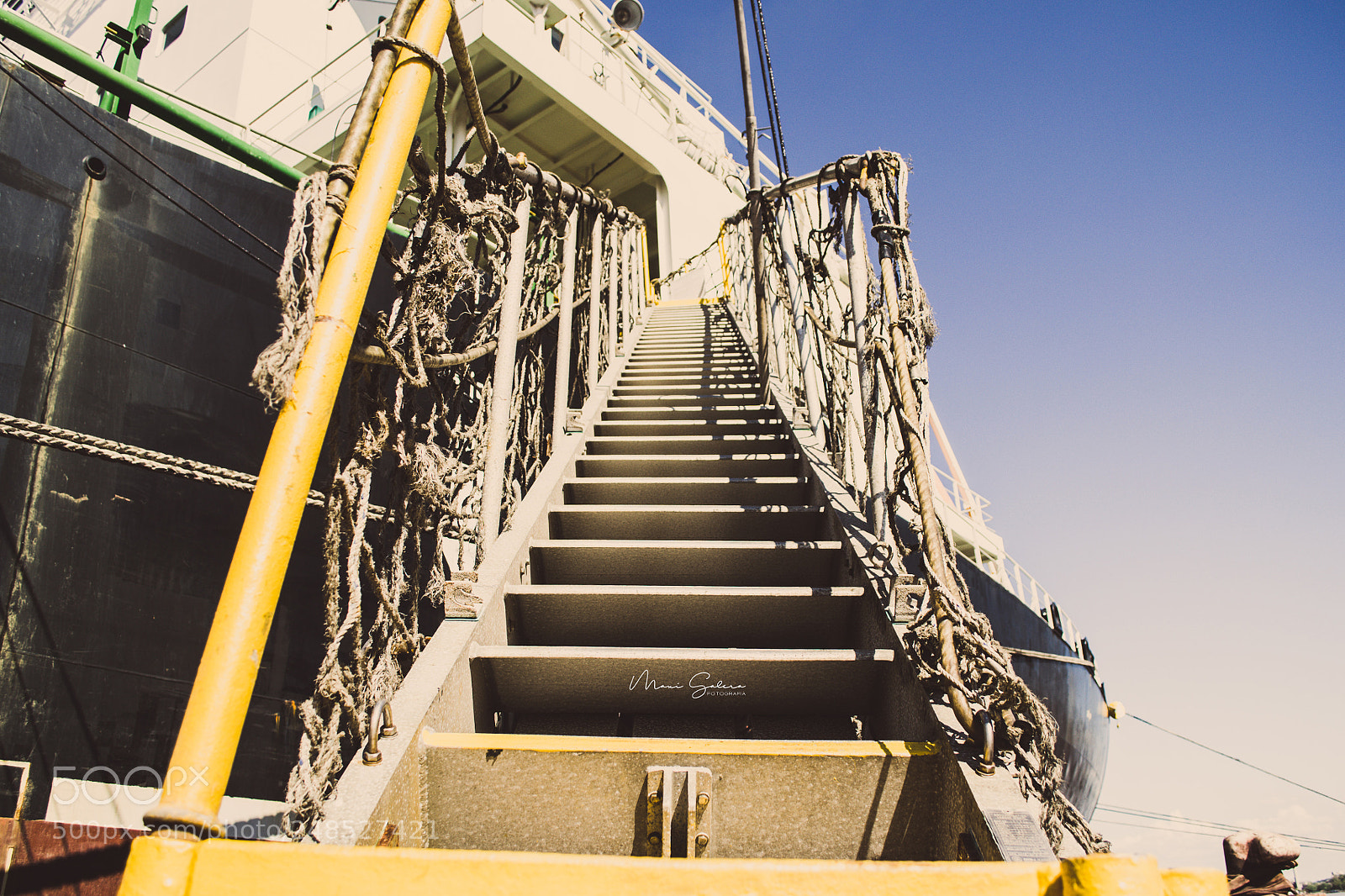 Nikon D3100 sample photo. Stairway to water photography