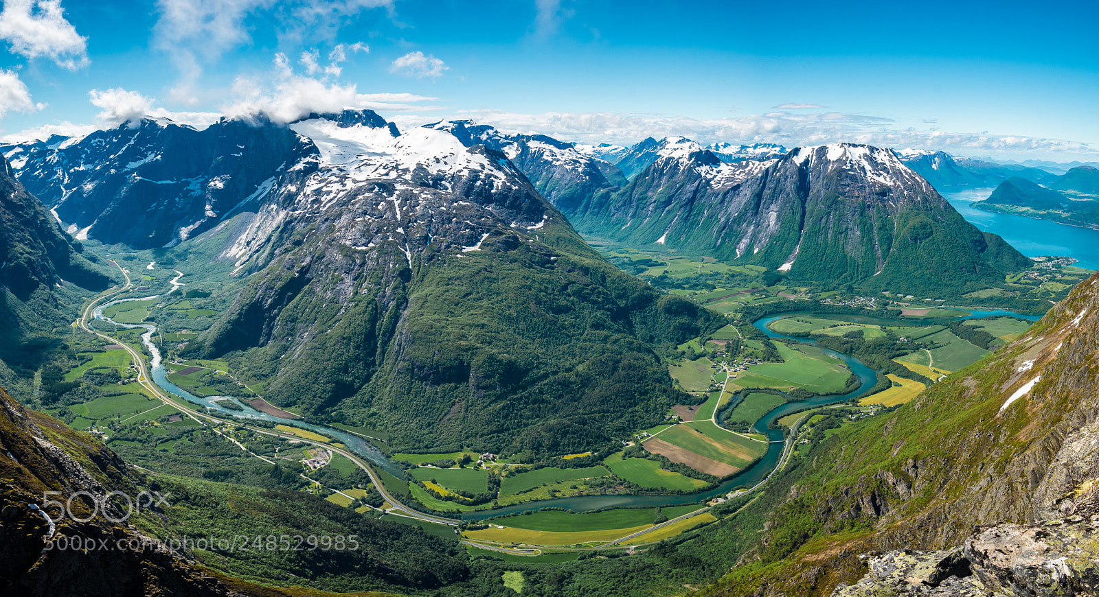 Panasonic Lumix DMC-G85 (Lumix DMC-G80) sample photo. Romsdalseggen ridge photography