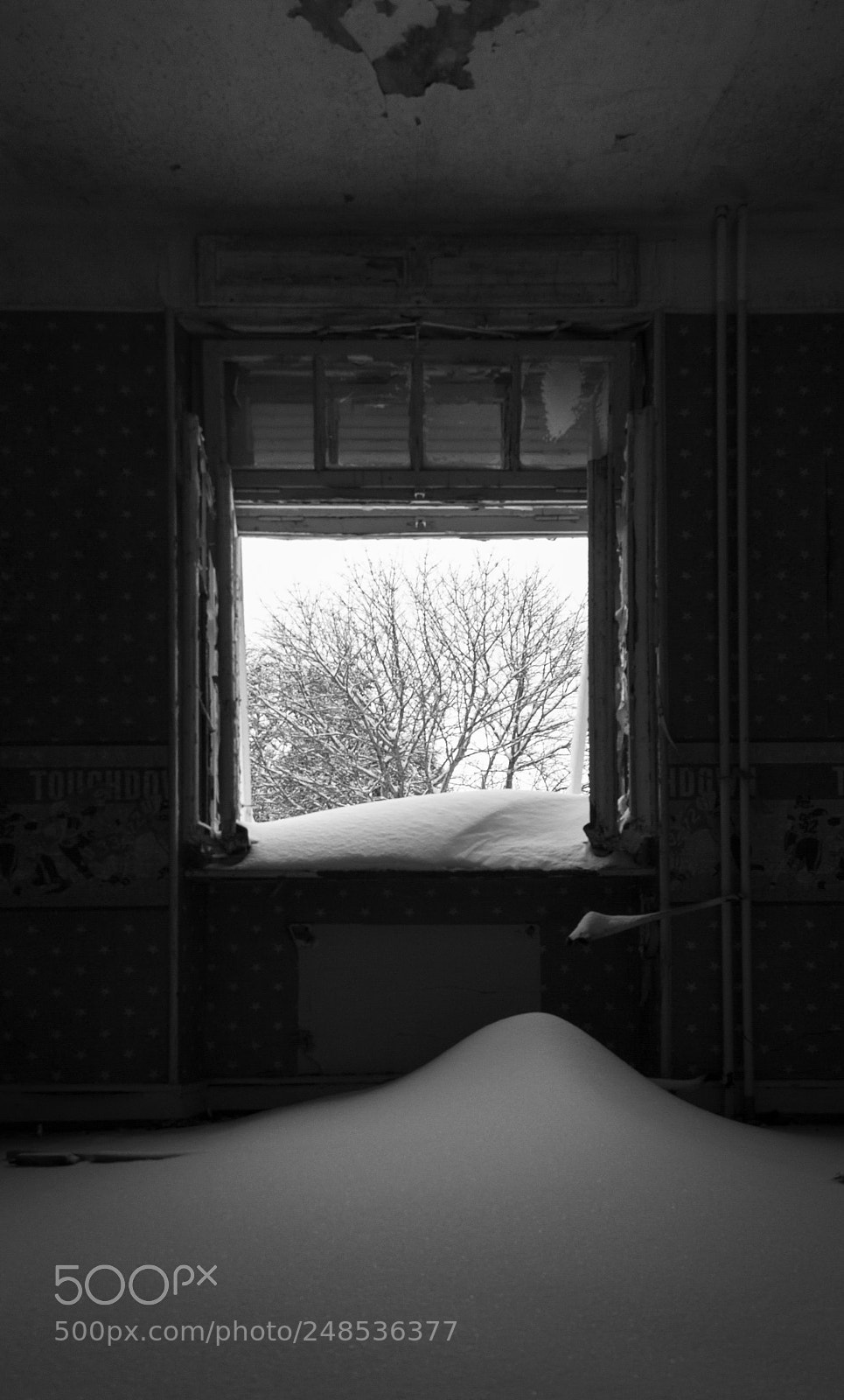 Canon EOS 7D sample photo. Old clinic - clinique photography