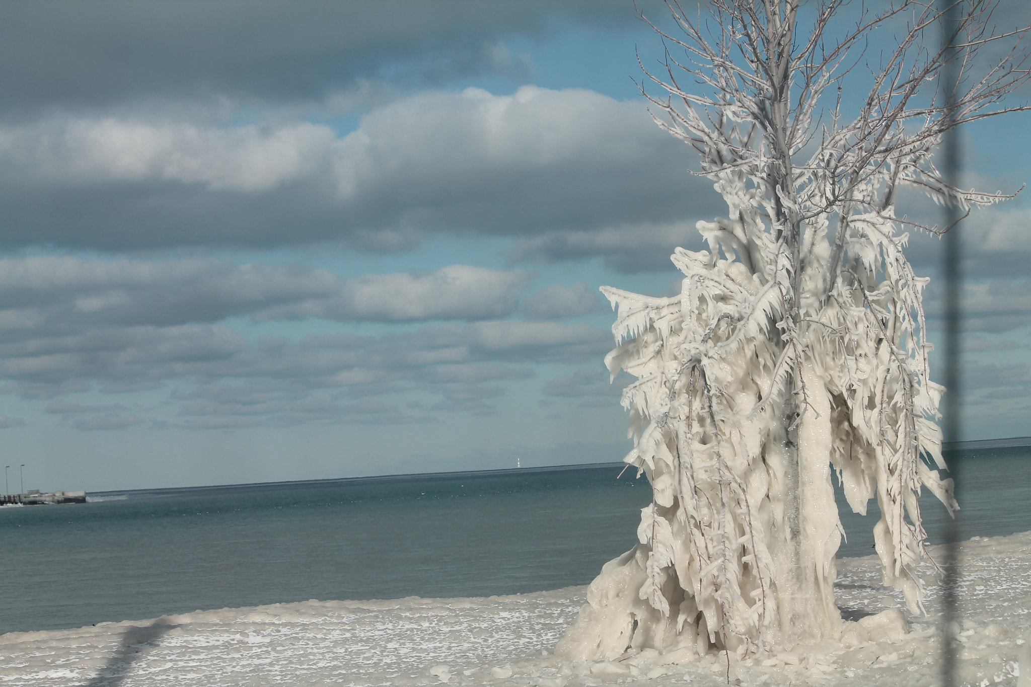 Canon EOS 1100D (EOS Rebel T3 / EOS Kiss X50) sample photo. So much ice photography
