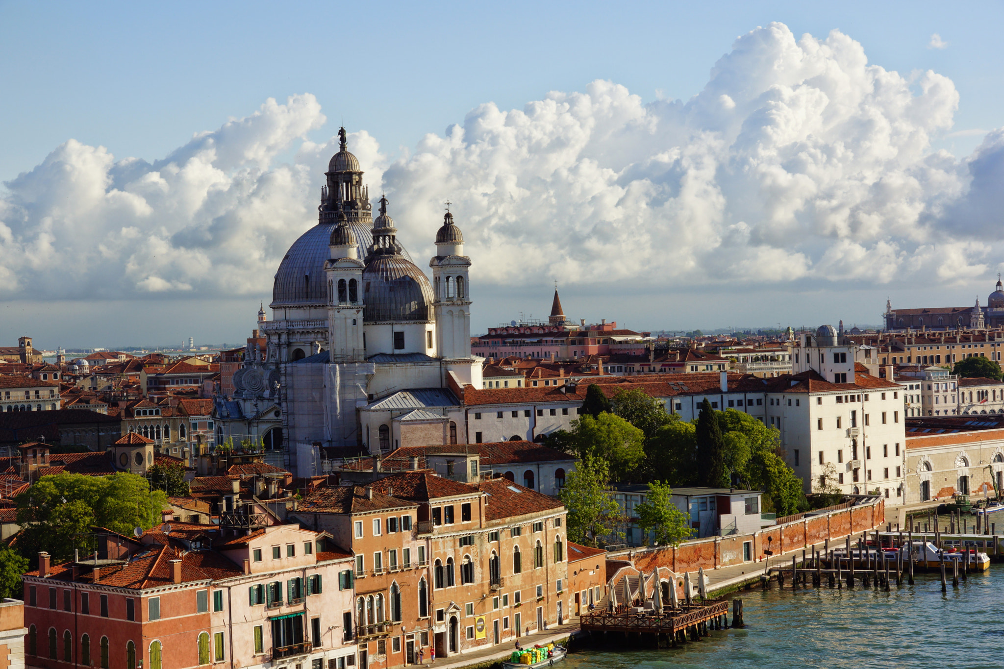 Sony SLT-A77 sample photo. Entrando a venecia photography
