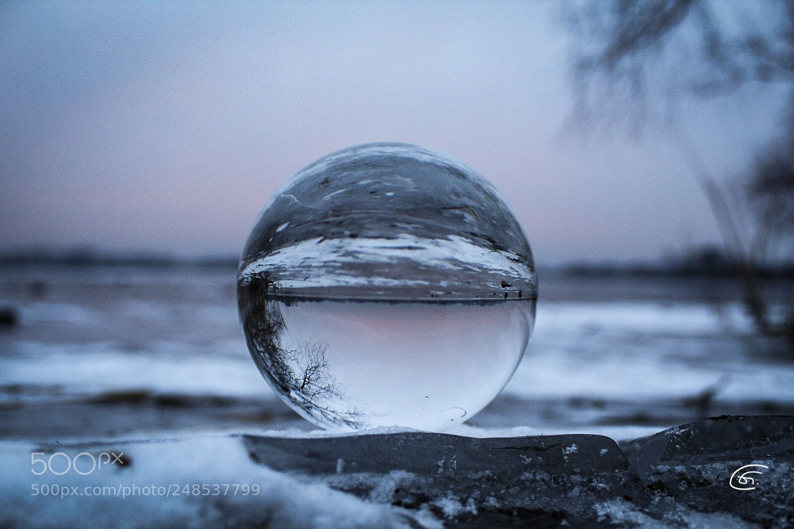Canon EOS 1300D (EOS Rebel T6 / EOS Kiss X80) sample photo. Broken ice photography