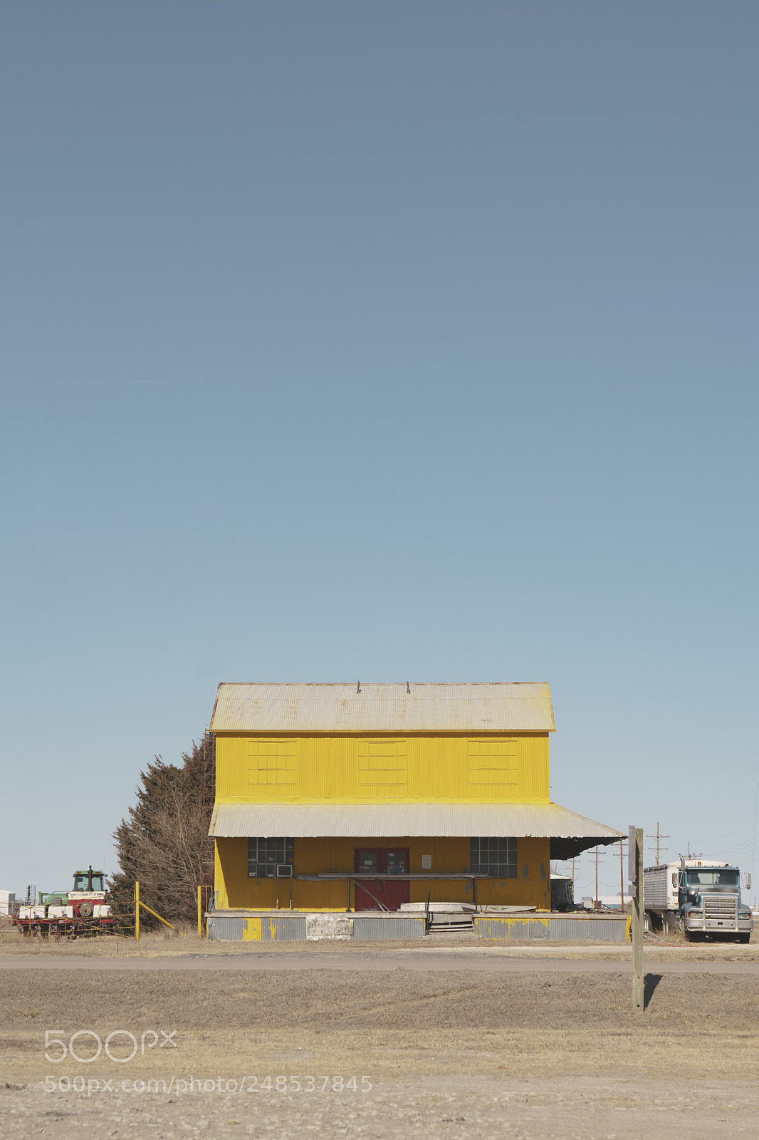 Sony a7R II sample photo. Yellow train depot photography