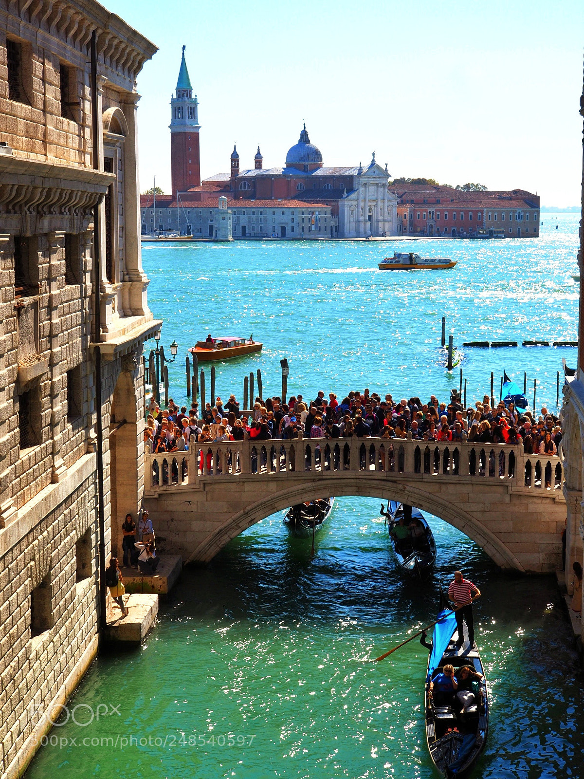 Olympus OM-D E-M10 II sample photo. Blue sea - venice photography