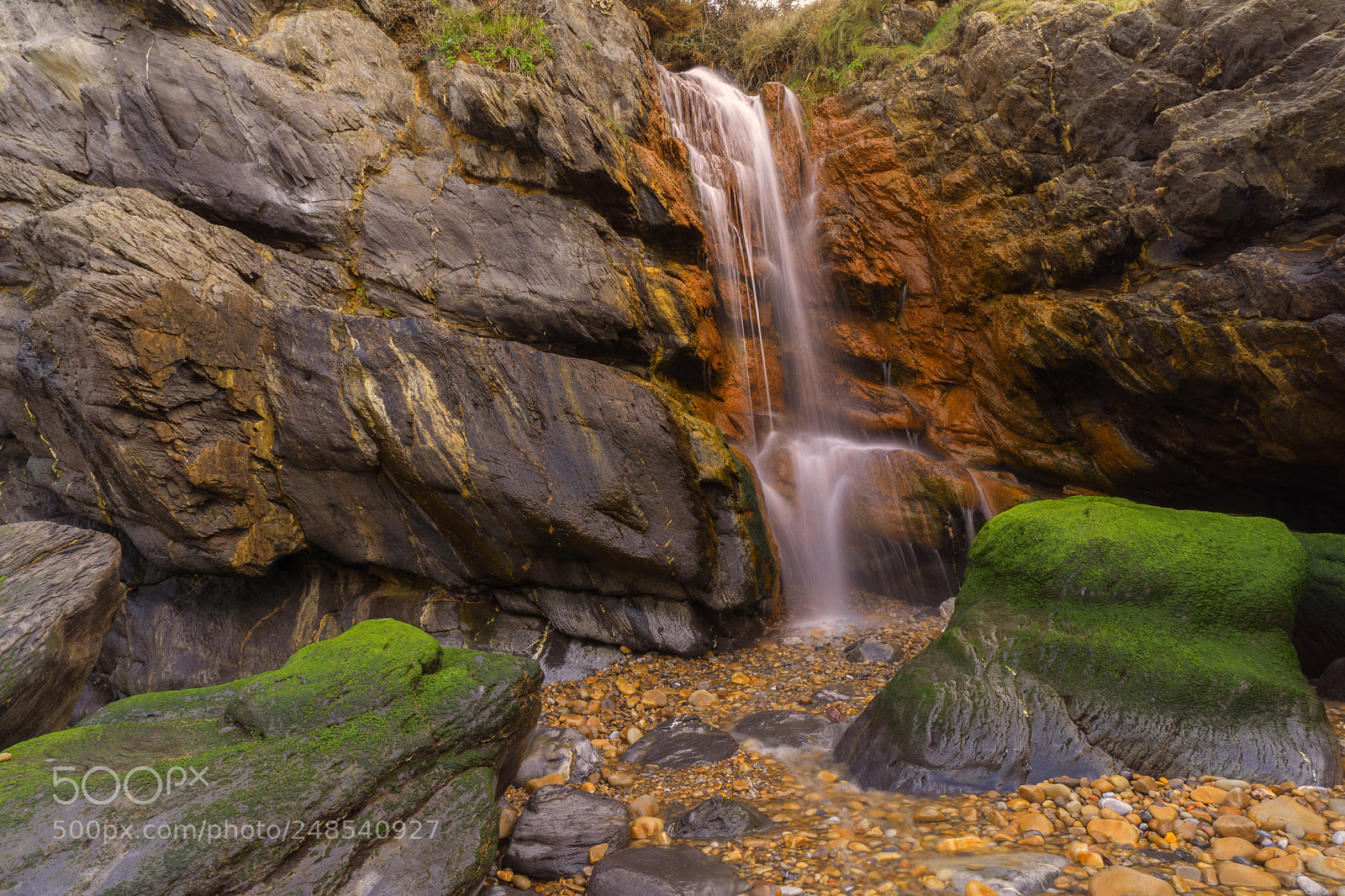 Sony a6000 sample photo. Between rocks photography