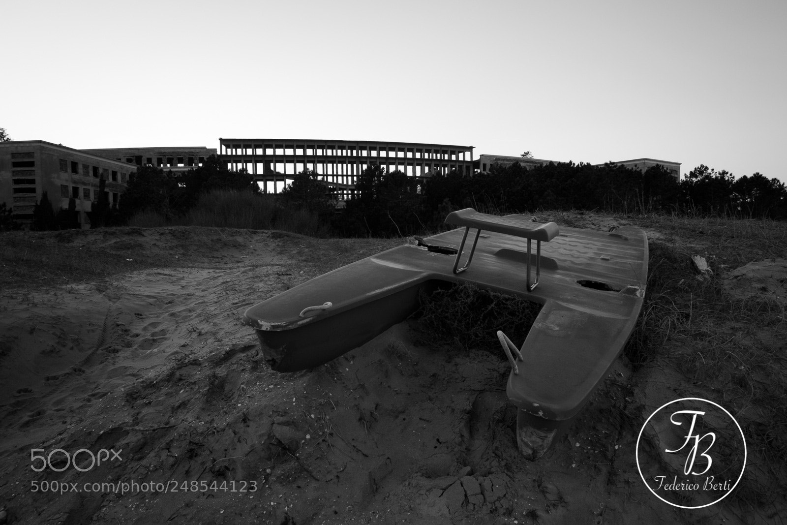 Nikon D3100 sample photo. Loneliness on the beach photography