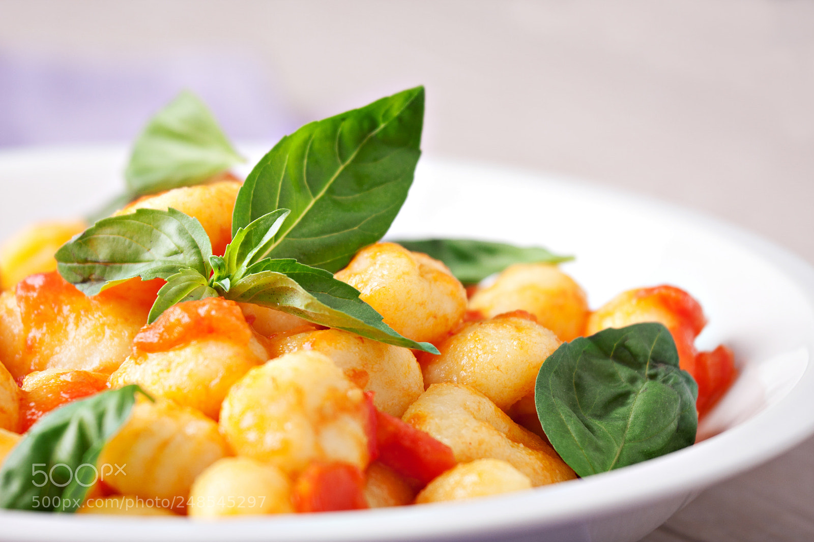 Canon EOS 40D sample photo. Gnocchi with tomato mozzarella photography