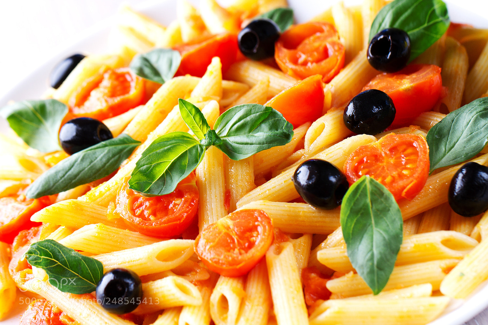 Canon EOS 7D sample photo. Pasta with fresh tomatoes photography
