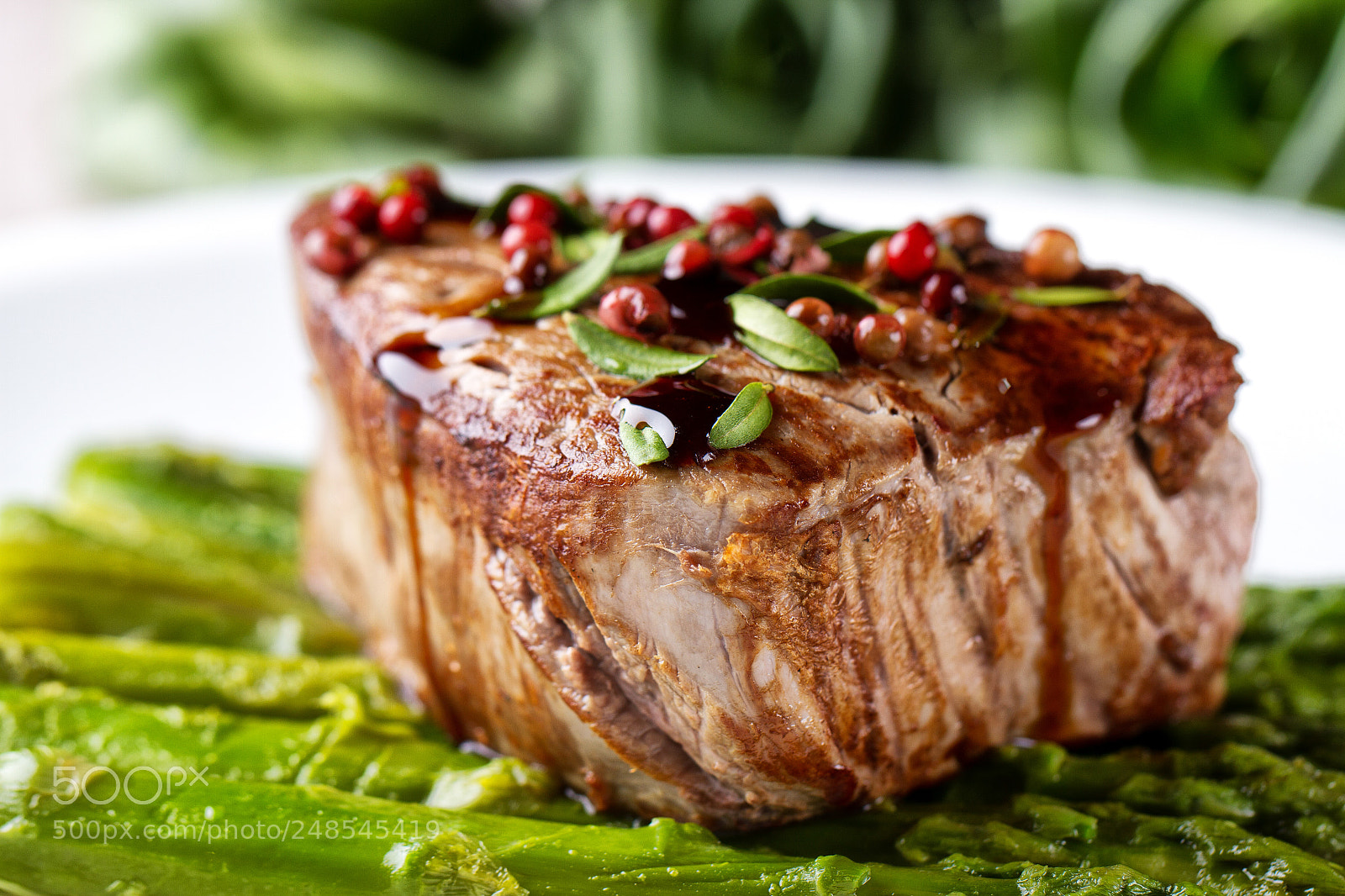 Canon EOS 7D sample photo. Beef fillet with pink photography