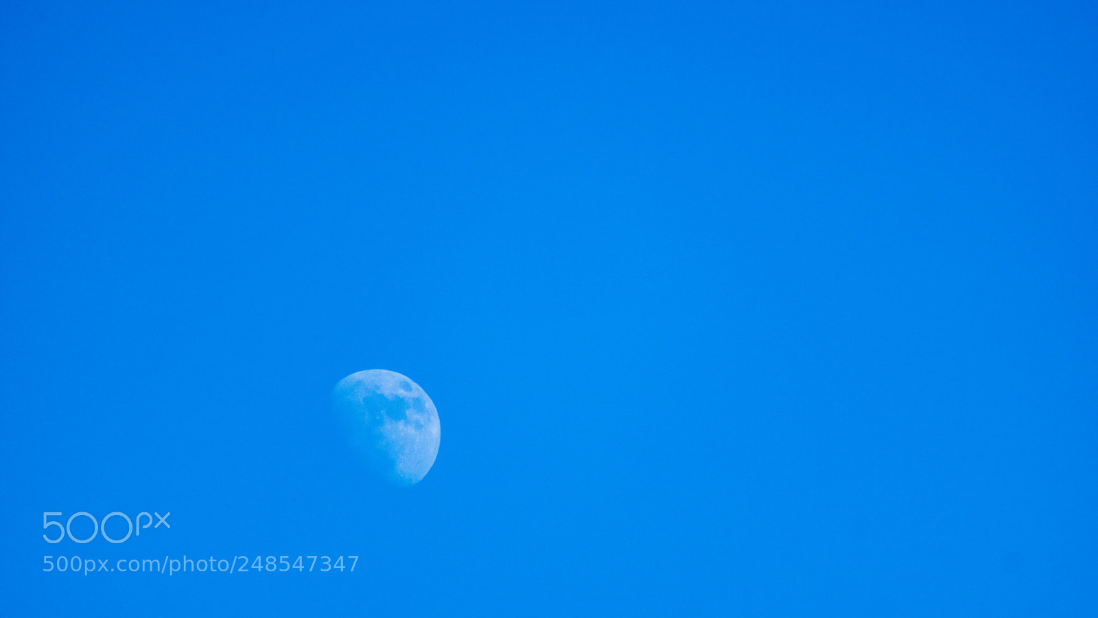 Sony ILCA-77M2 sample photo. Winter moon photography