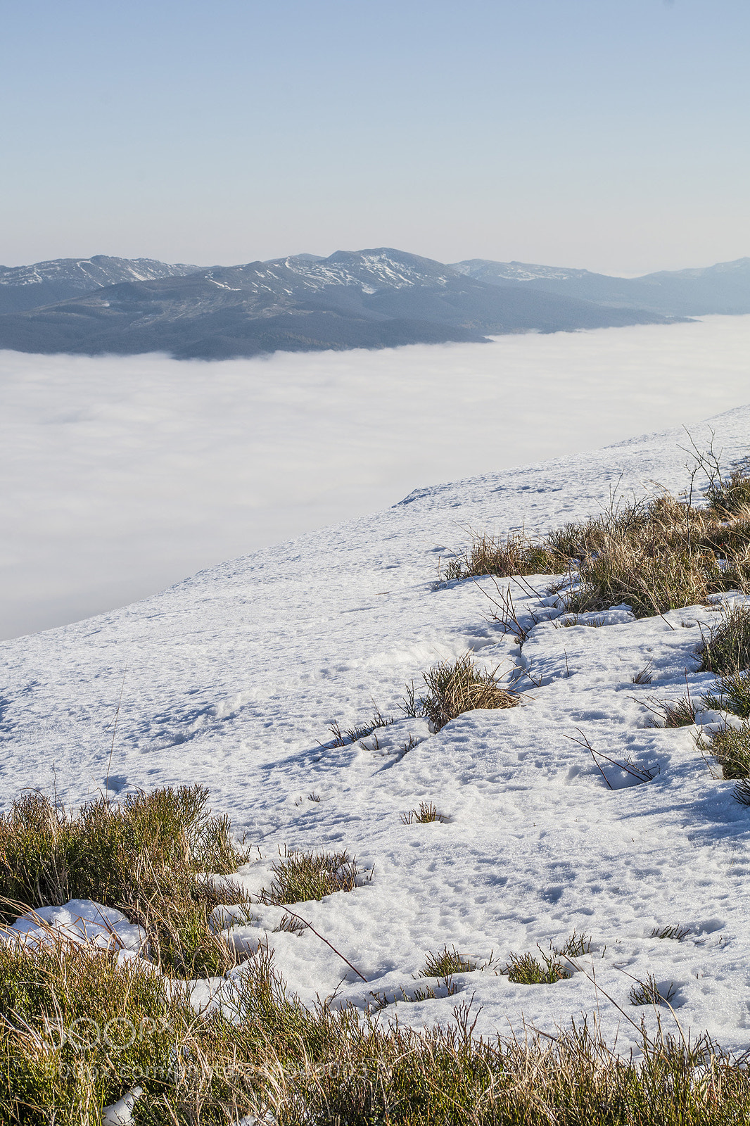 Pentax K-S2 sample photo. View over the peak photography