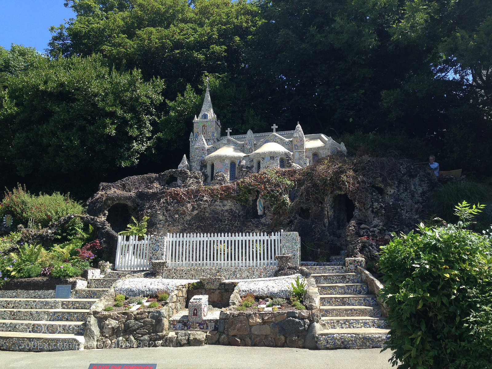 Apple iPhone 5 sample photo. Little chapel - guernsey photography
