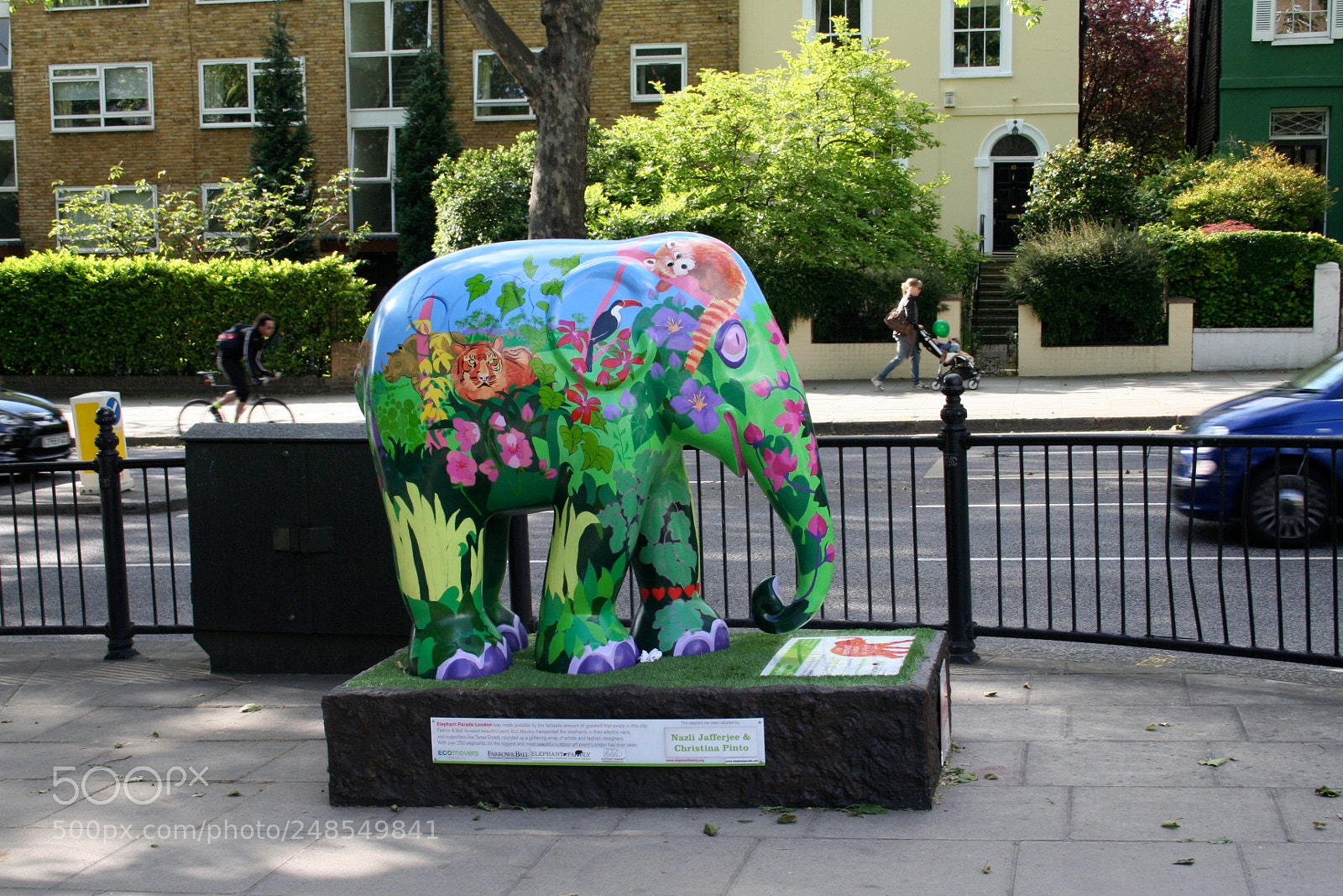Canon EOS 350D (EOS Digital Rebel XT / EOS Kiss Digital N) sample photo. Elephant parade photography