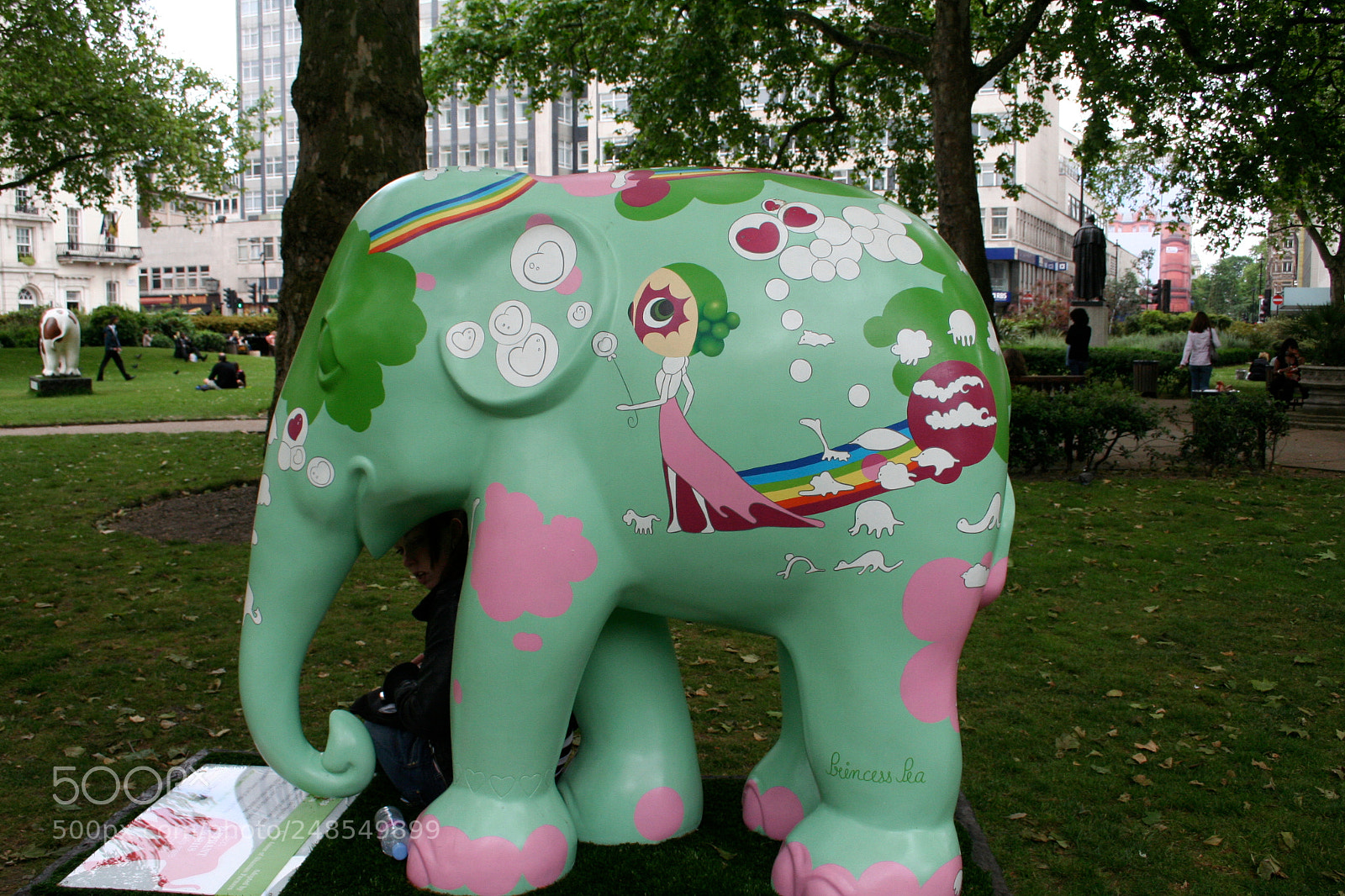 Canon EOS 350D (EOS Digital Rebel XT / EOS Kiss Digital N) sample photo. Elephant parade photography