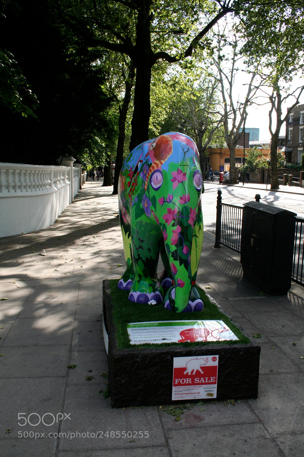 Canon EOS 350D (EOS Digital Rebel XT / EOS Kiss Digital N) sample photo. Elephant parade o photography