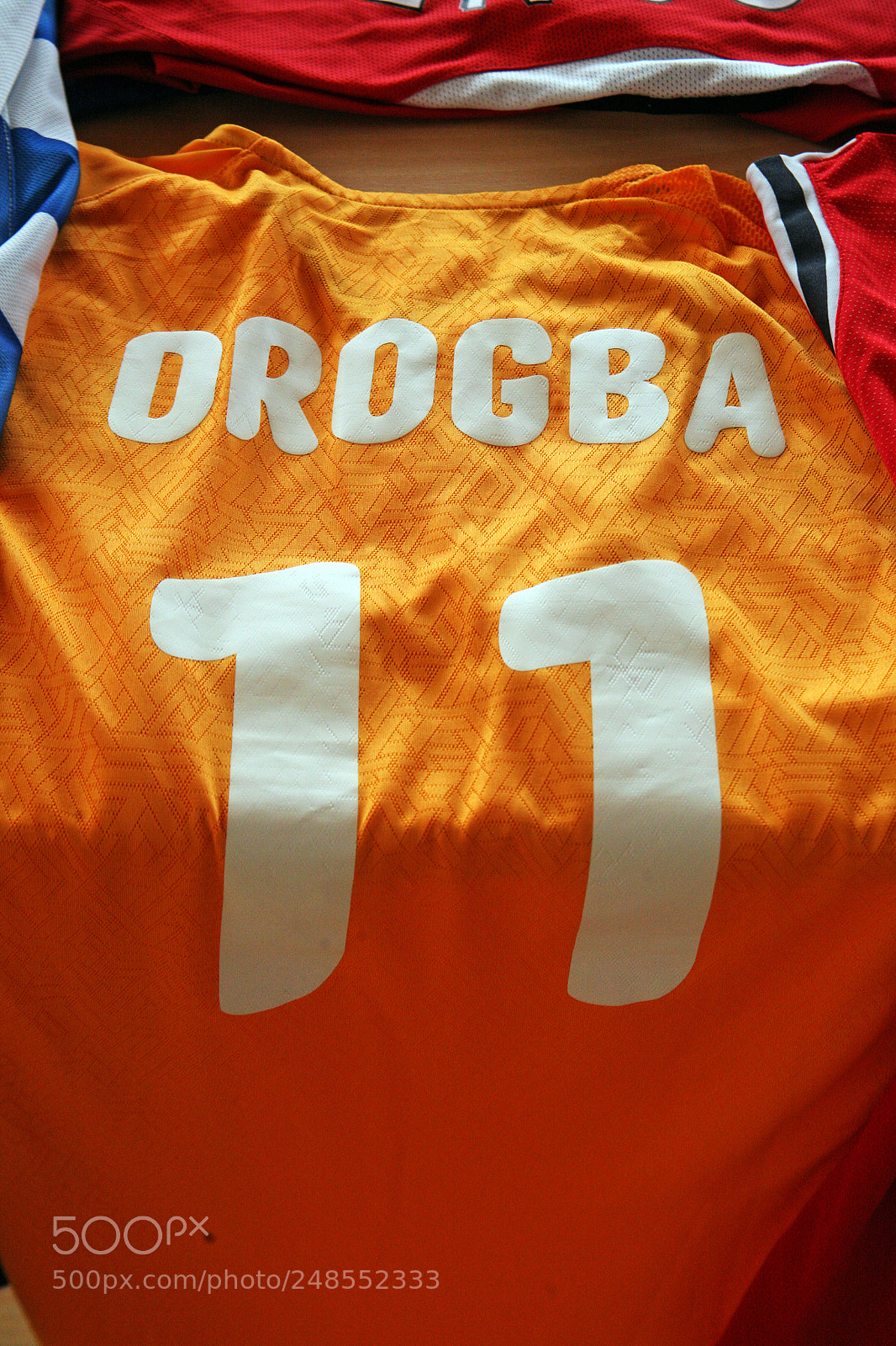 Canon EOS 5D sample photo. Drogba original  football jersey photography