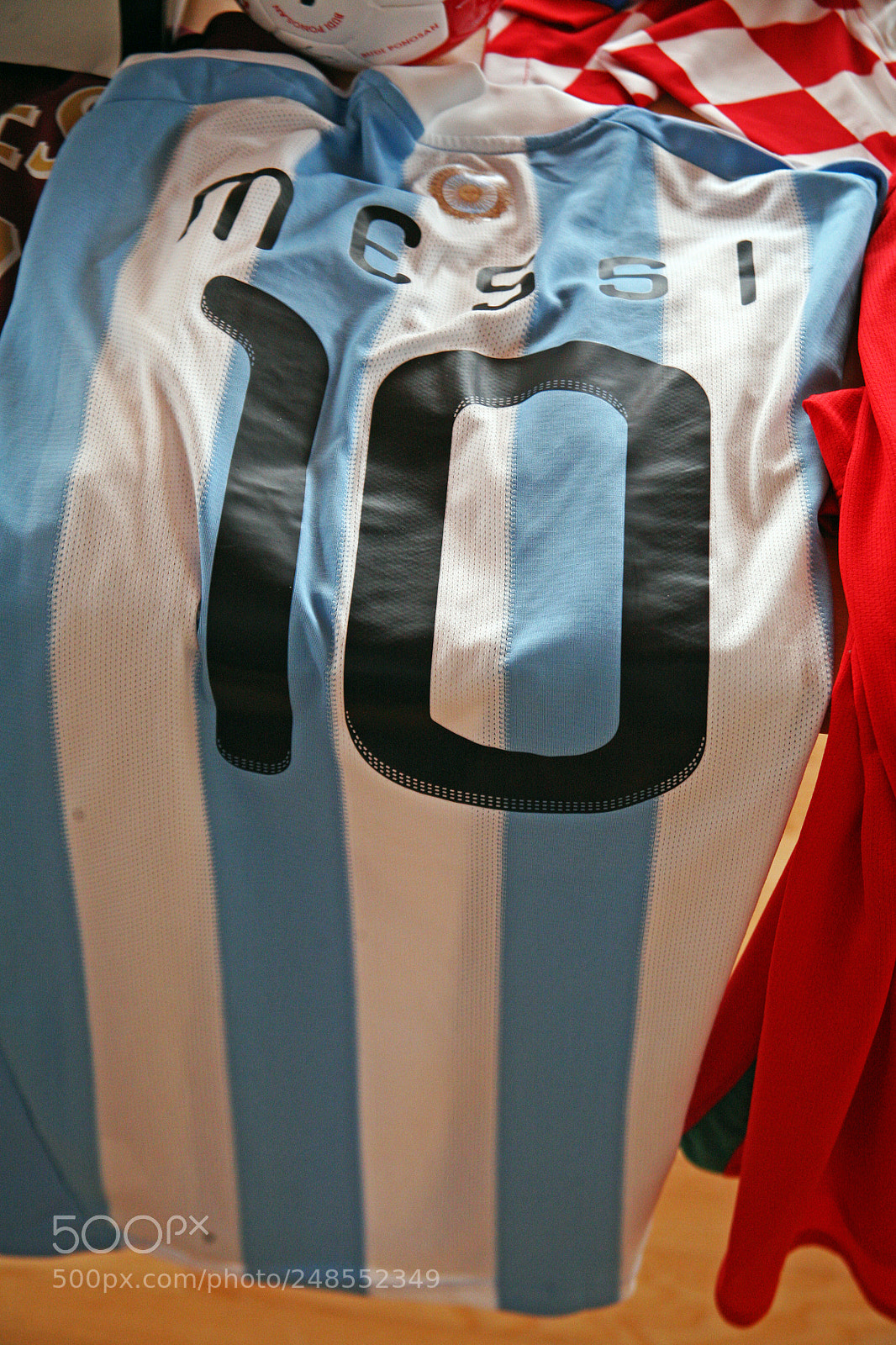 Canon EOS 5D sample photo. Messi original  football jersey photography