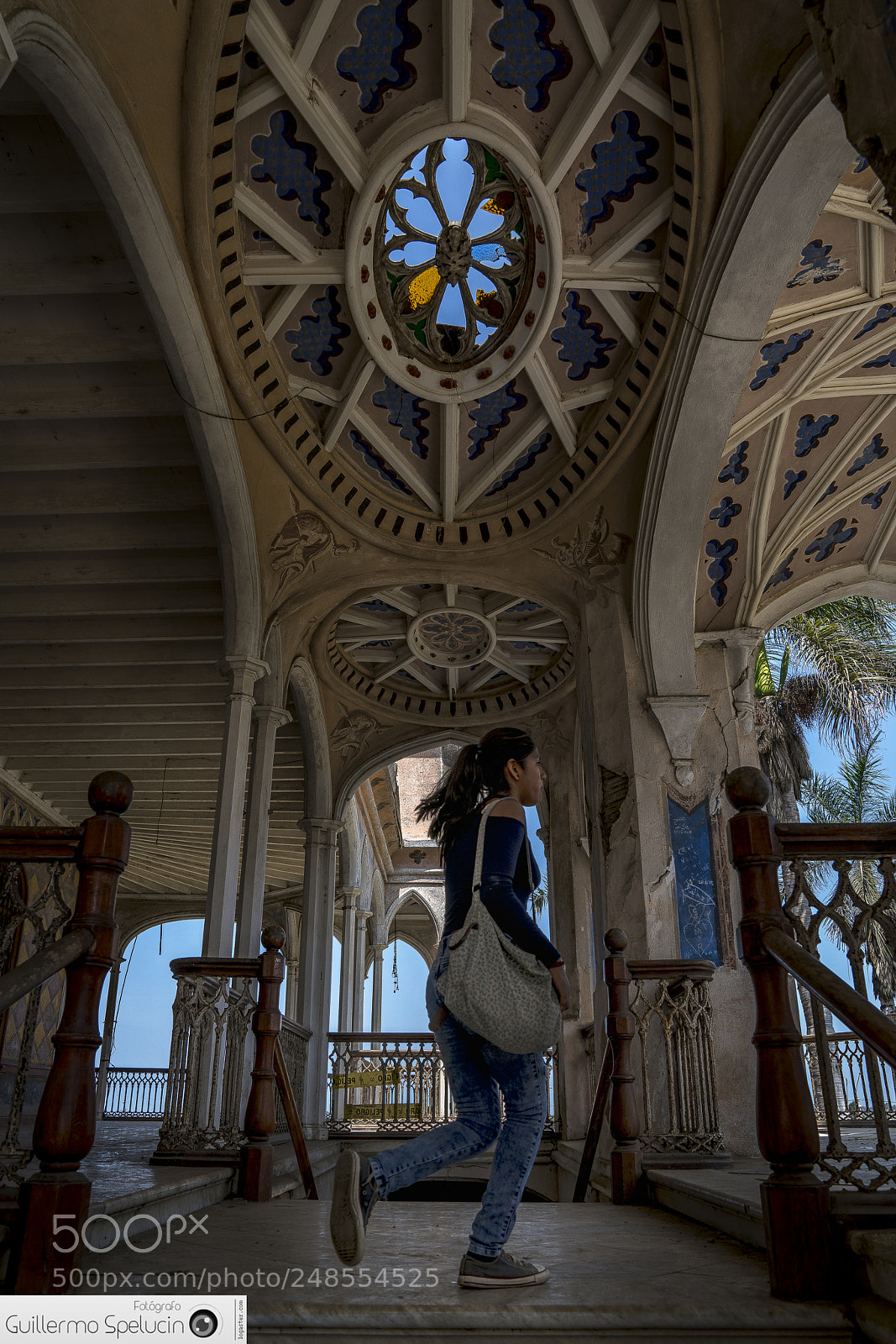 Sony a7R II sample photo. Running in the palace photography