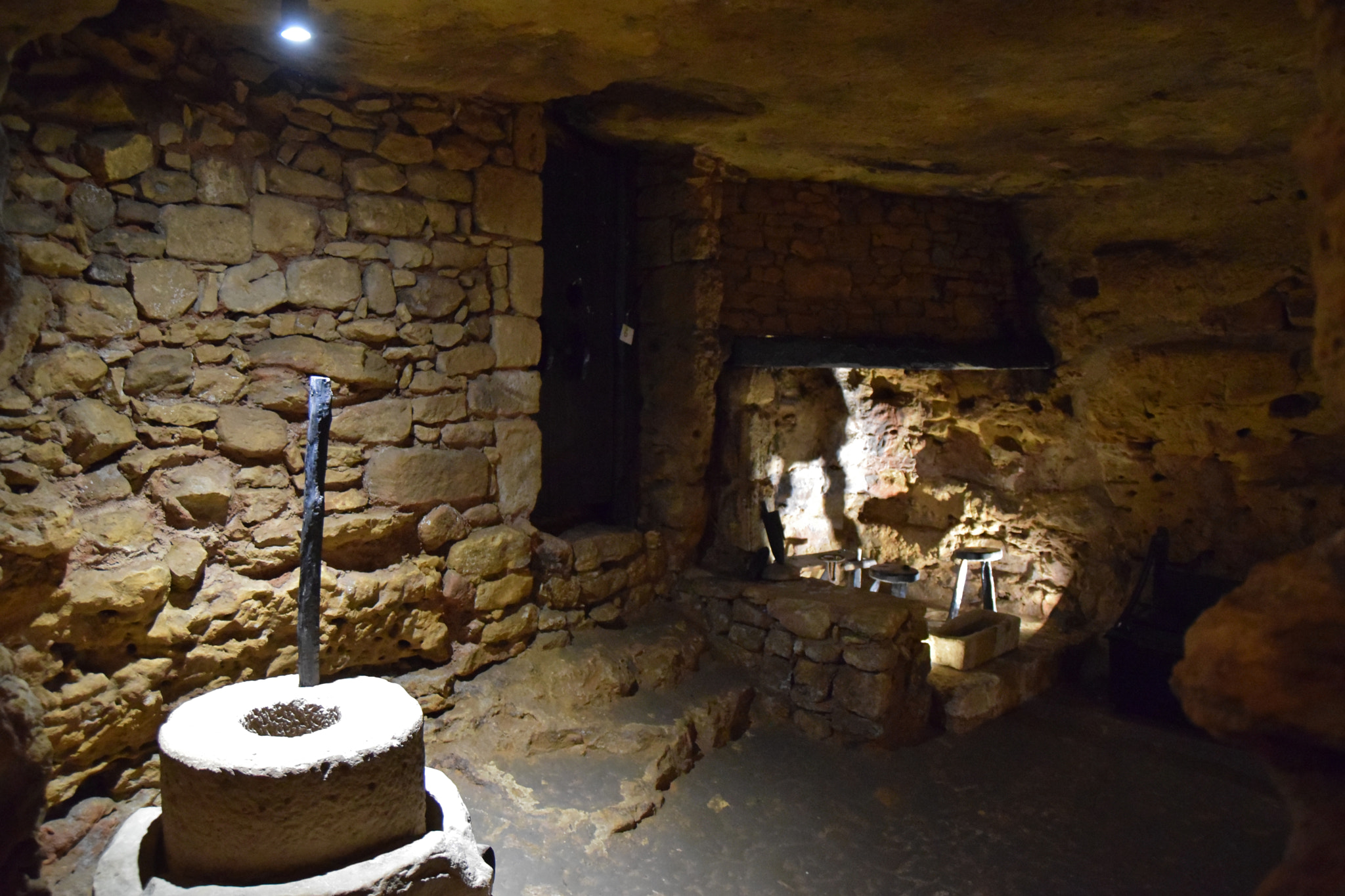 Nikon D5300 sample photo. Les habitations troglodytiques photography