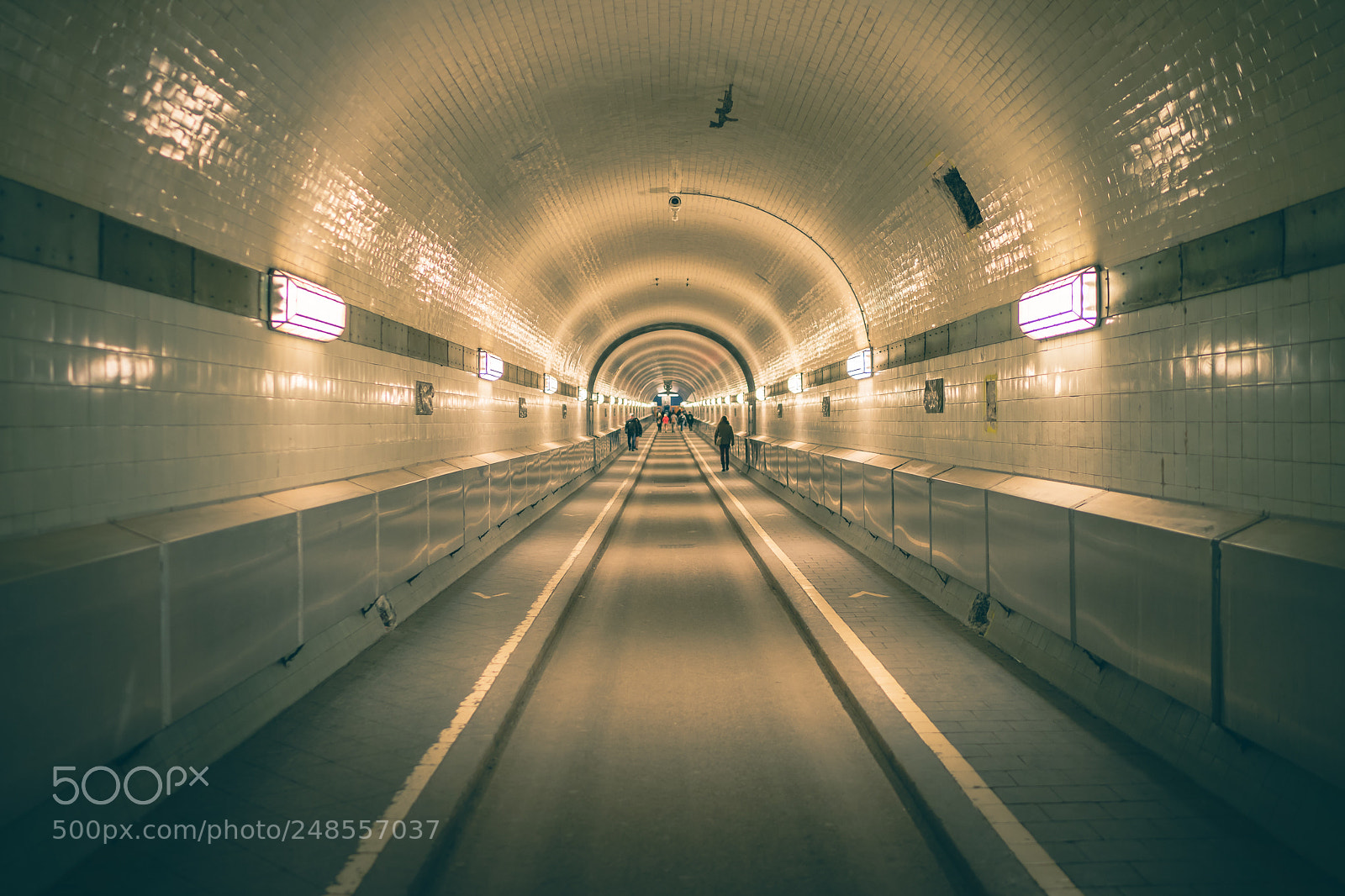Sony a7 II sample photo. Tunnel photography