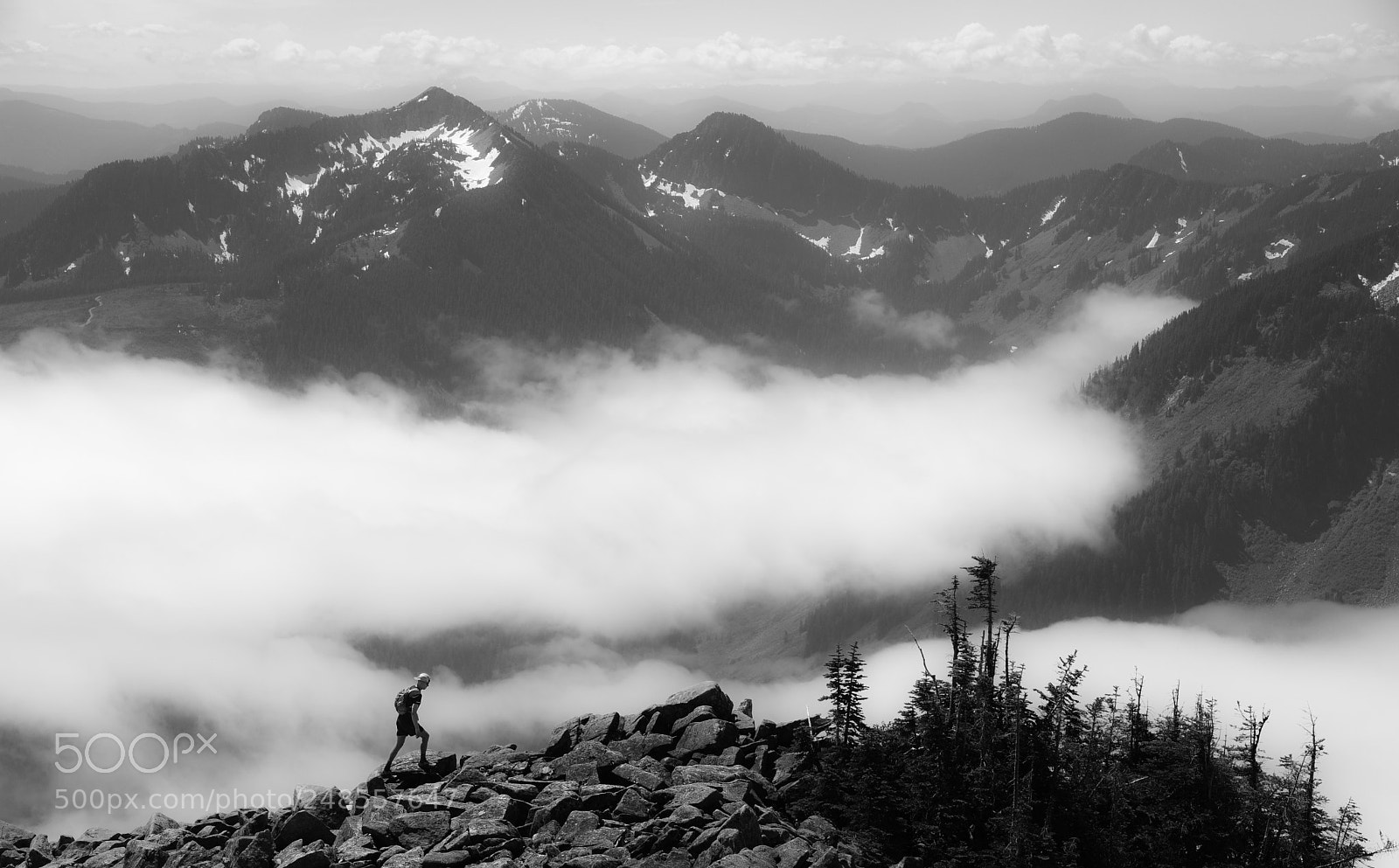 Nikon D750 sample photo. Hiking above the clouds photography