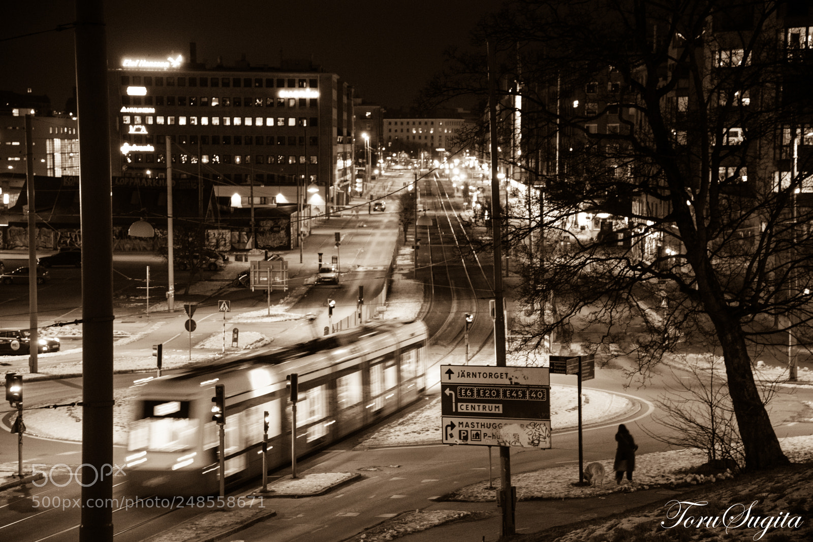 Nikon D610 sample photo. Traffic photography