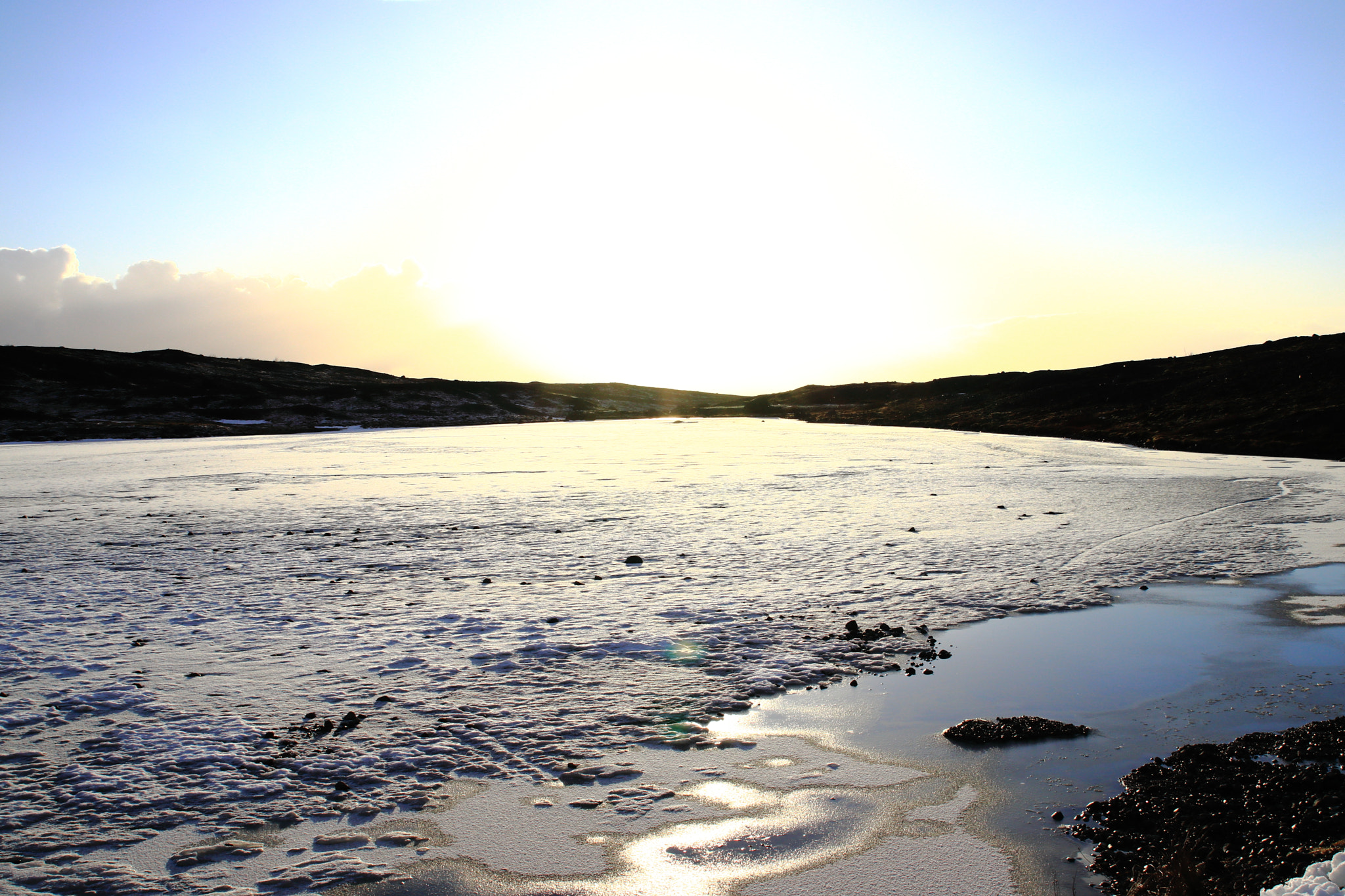 Canon EOS 77D (EOS 9000D / EOS 770D) + Canon EF 300mm F2.8L IS II USM sample photo. Sunset at skaftafell photography