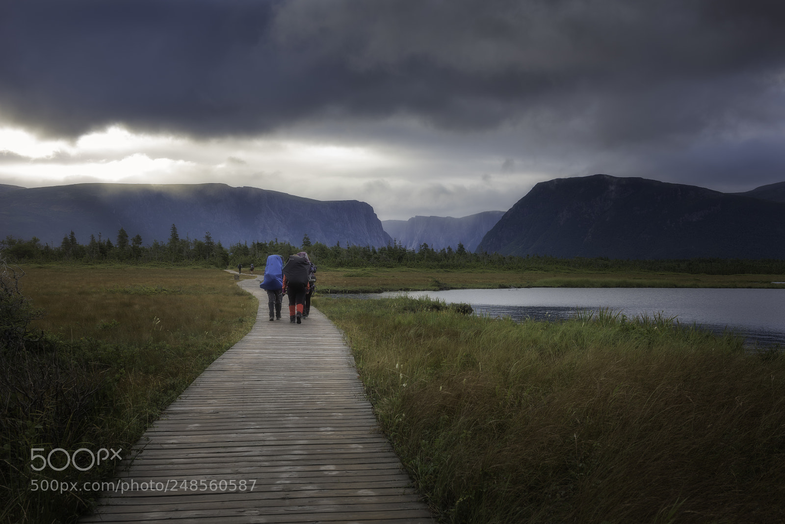 Nikon D810 sample photo. Hikers walking towards mountains photography