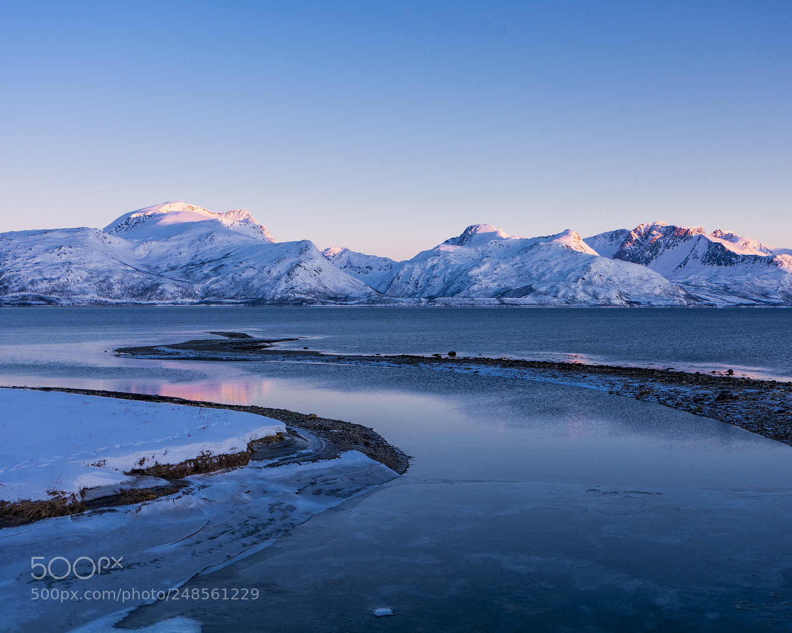 Nikon D7100 sample photo. Cold morning light photography