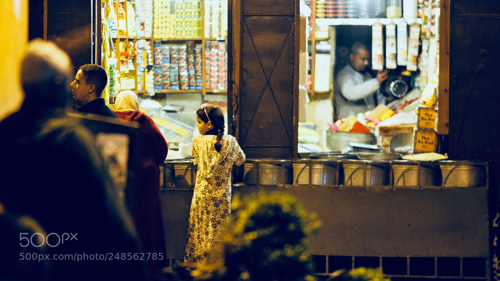 Nikon D700 sample photo. Shopping photography