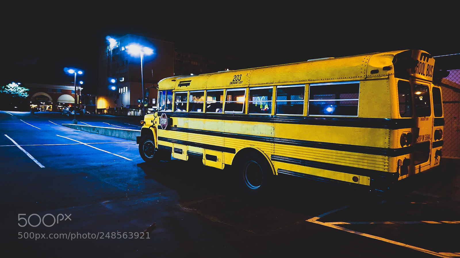 Sony a6000 sample photo. Don't miss the bus. photography