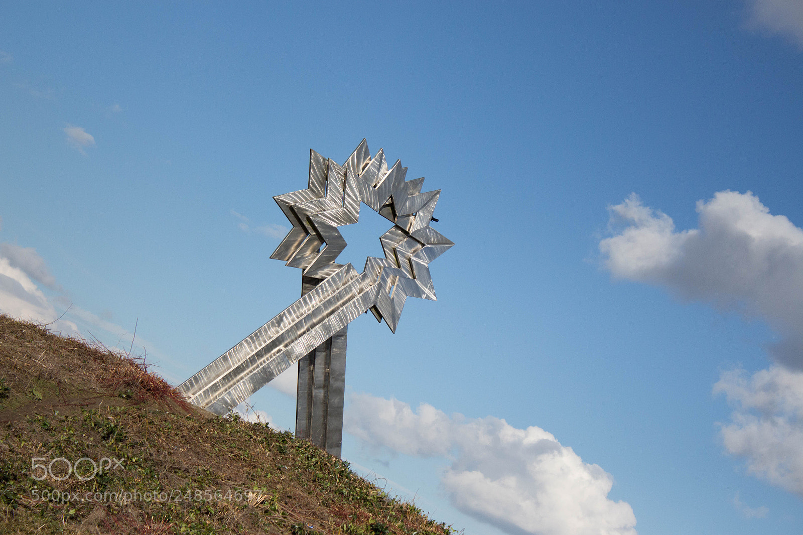 Canon EOS 700D (EOS Rebel T5i / EOS Kiss X7i) sample photo. Statue photography