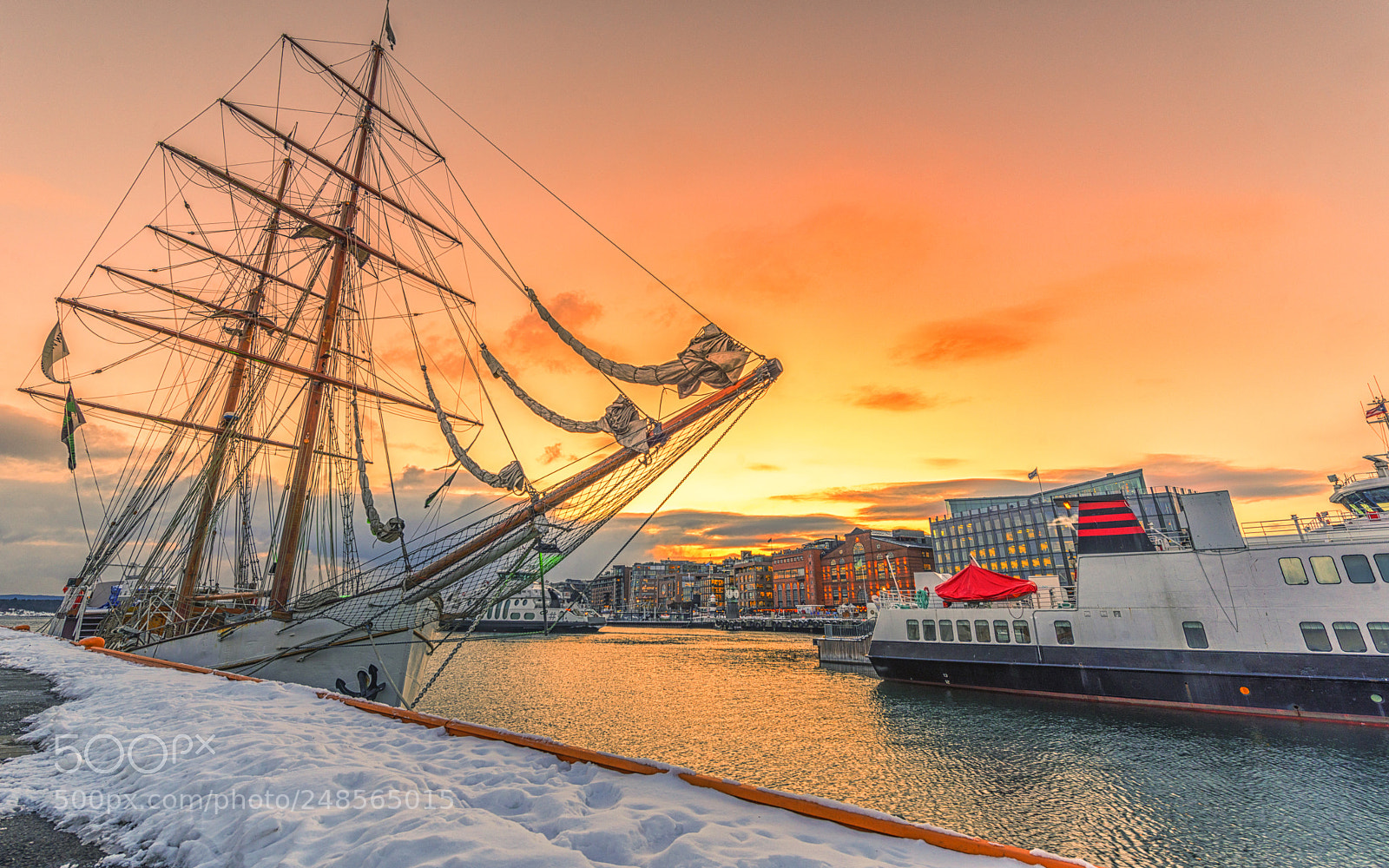Nikon D800 sample photo. A sail boat at photography