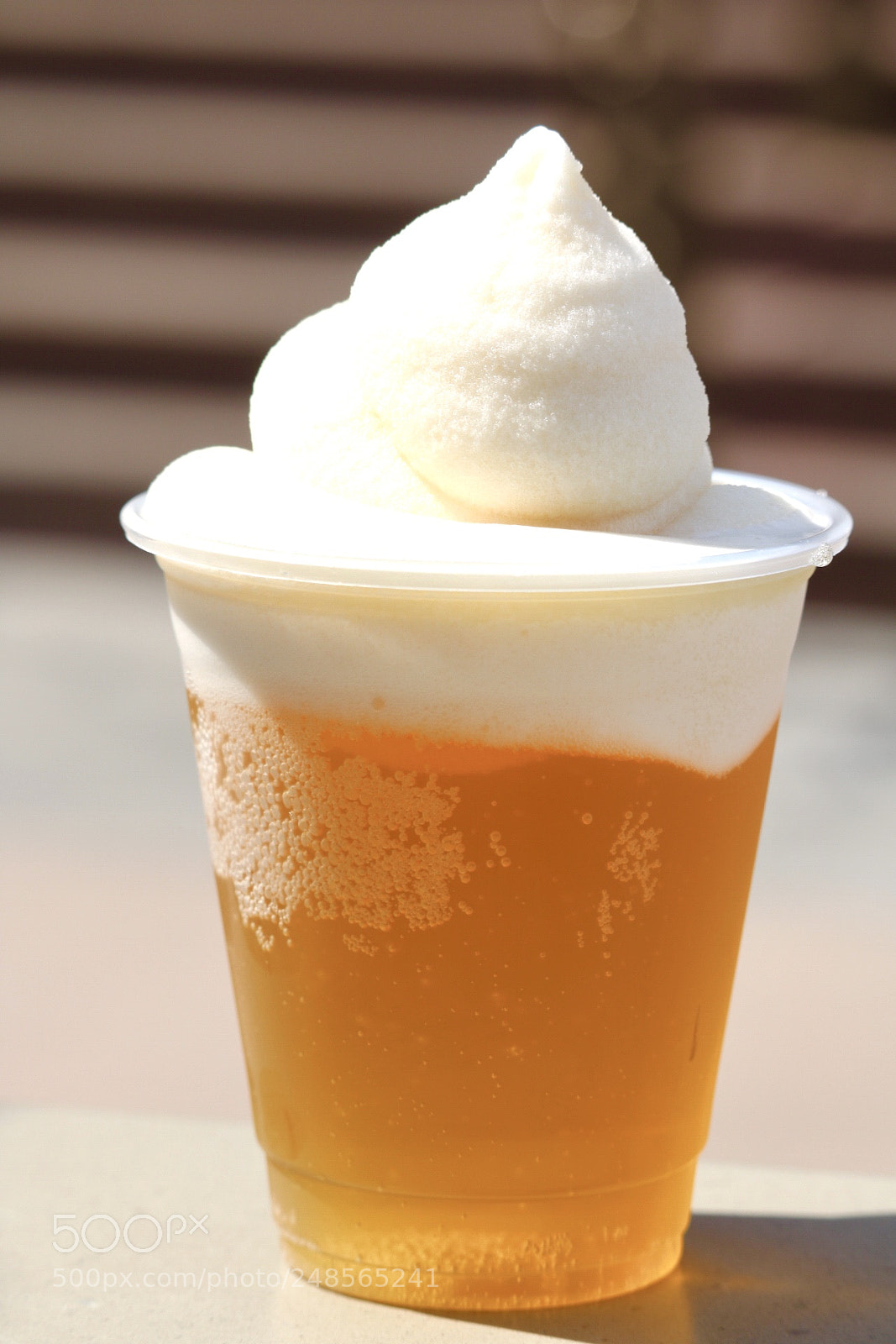 Canon EOS 750D (EOS Rebel T6i / EOS Kiss X8i) sample photo. Frozen beer !! photography