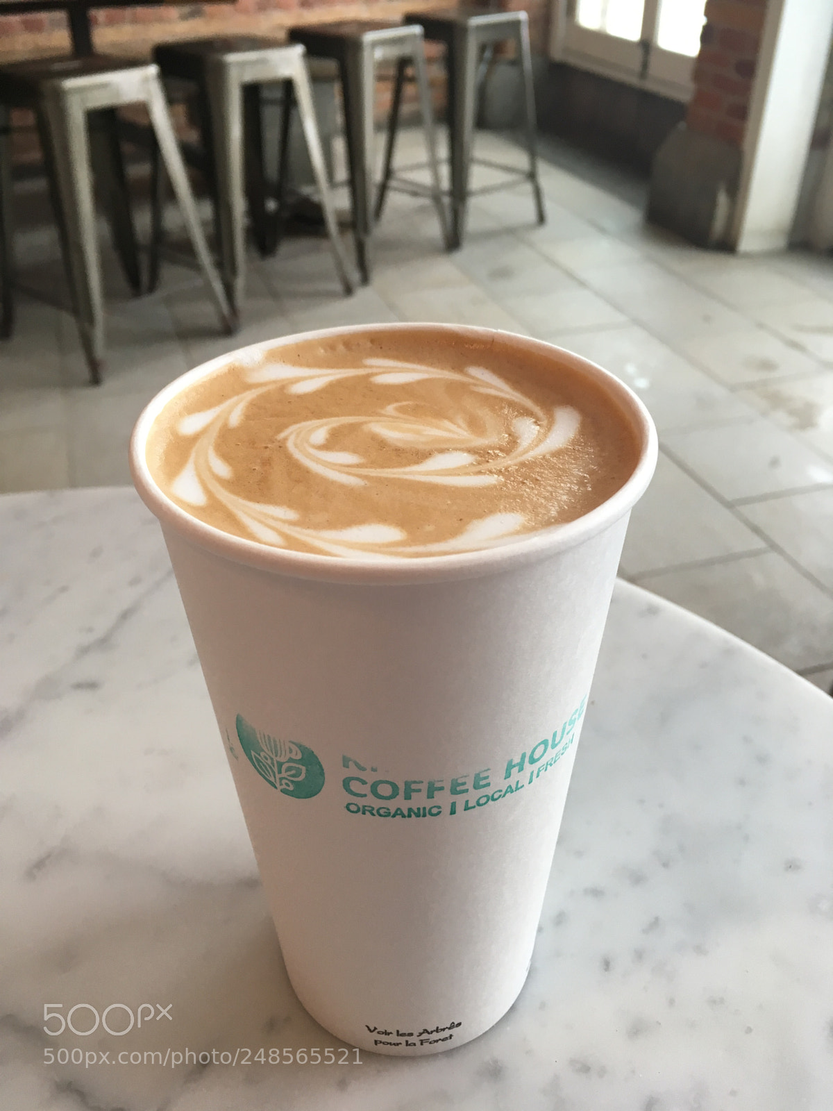 Apple iPhone SE sample photo. Cafe photography