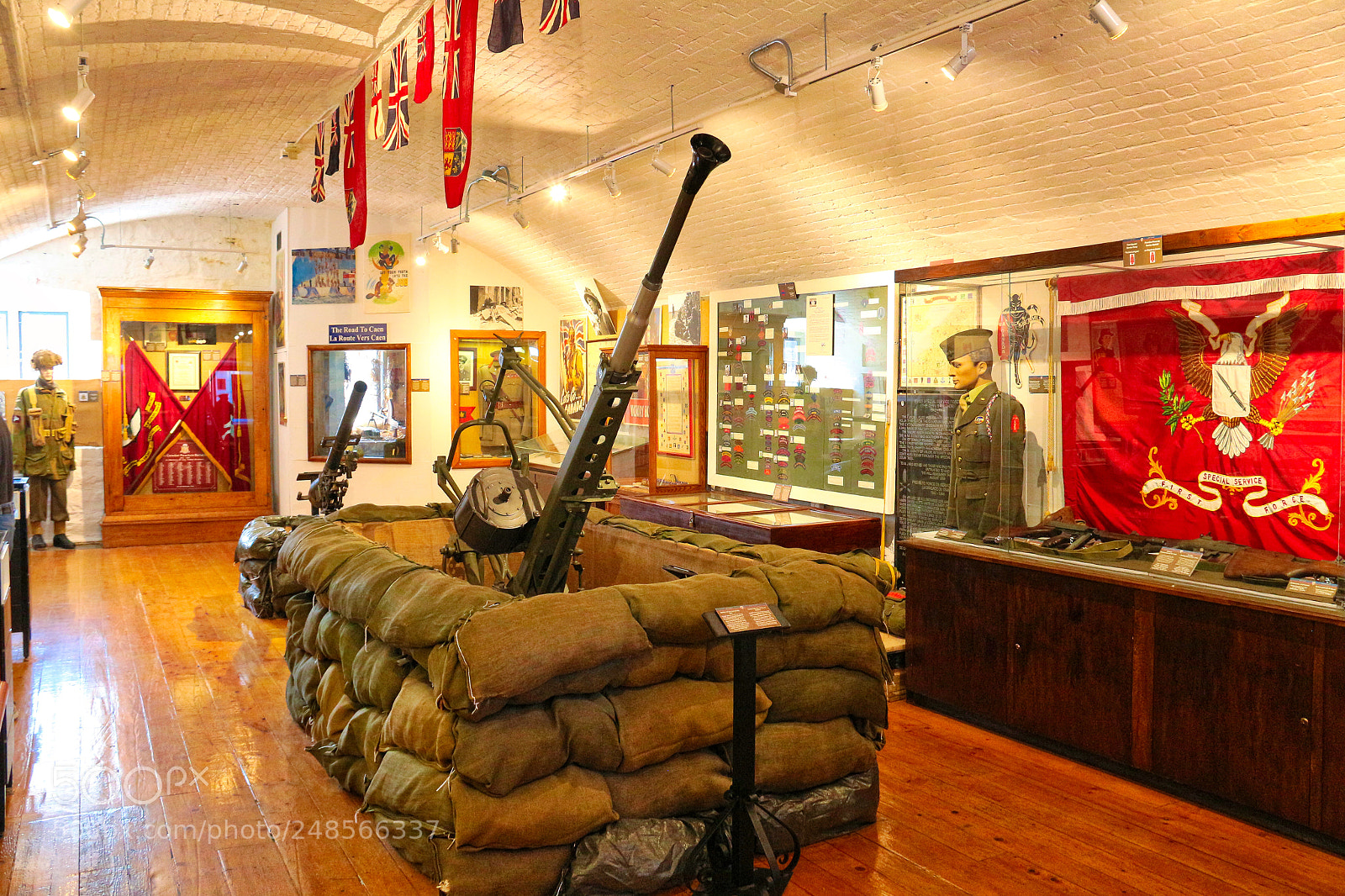 Canon EOS 700D (EOS Rebel T5i / EOS Kiss X7i) sample photo. Halifax citadel military museum photography