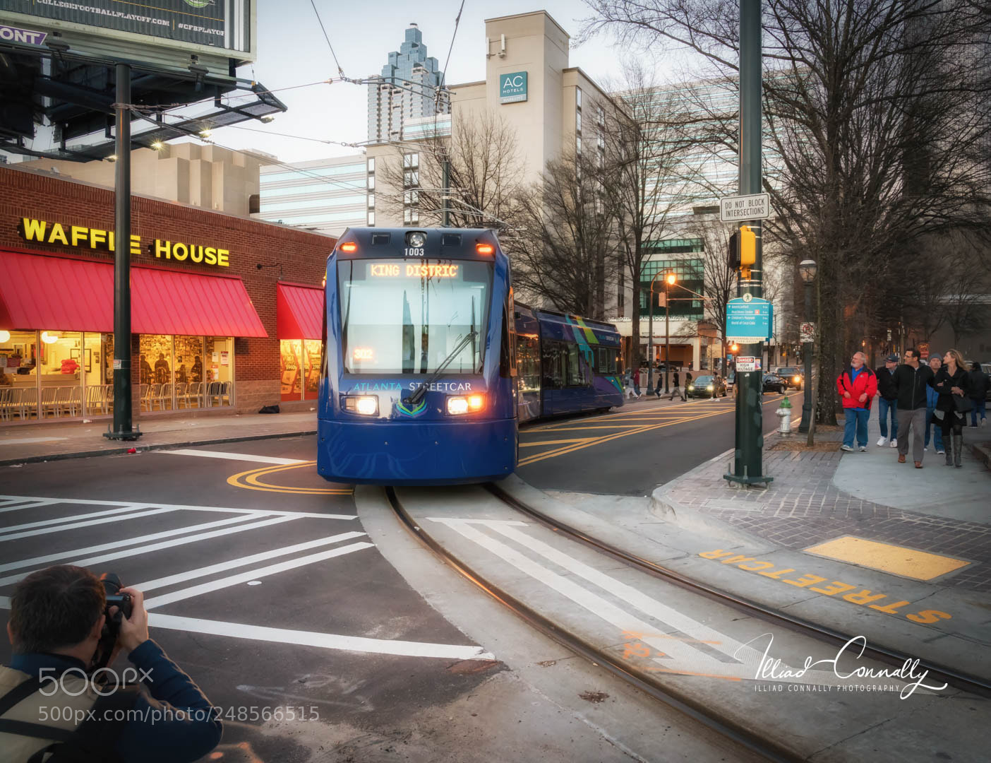 Sony a7R II sample photo. Capturing the streetcar photography