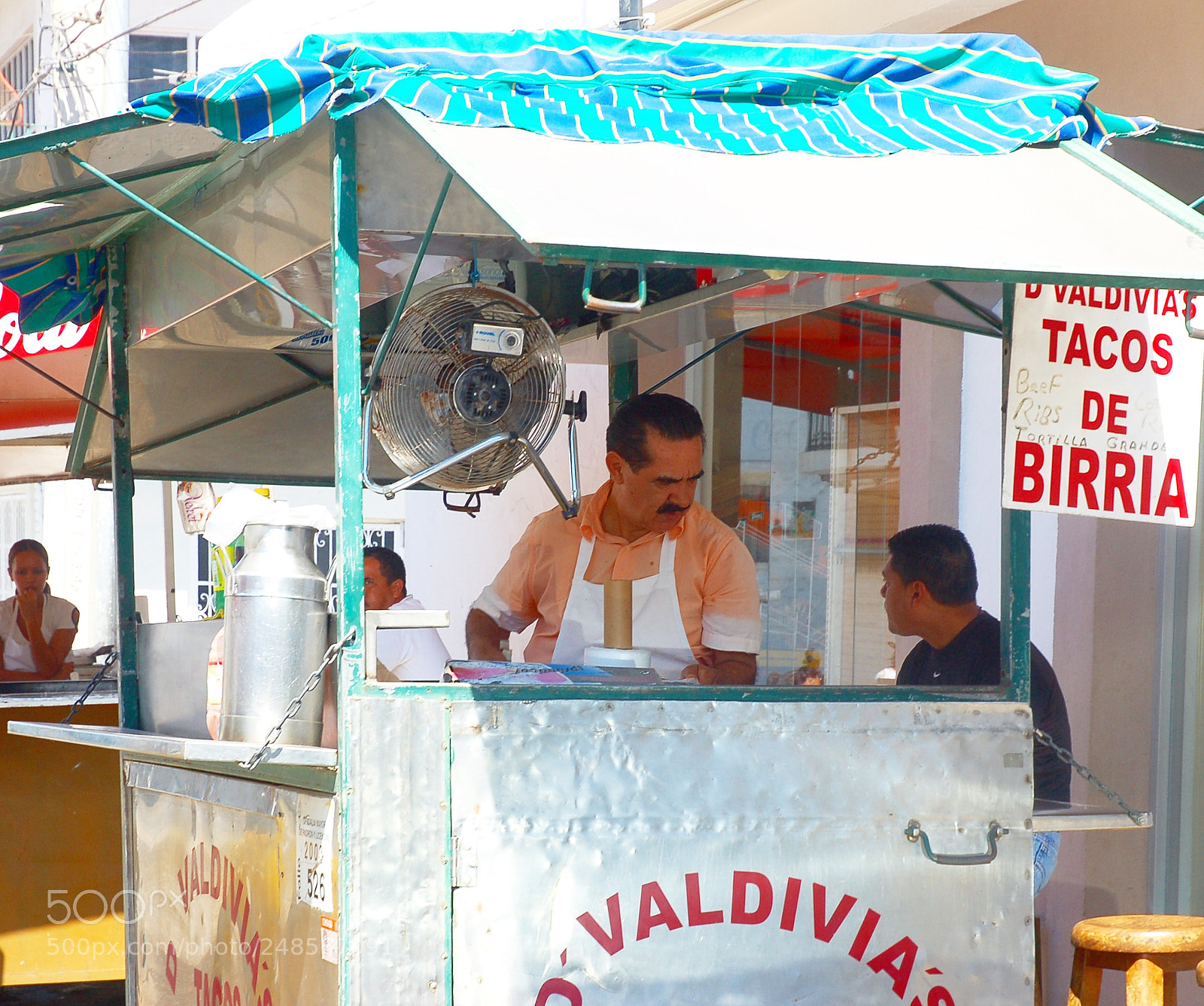 Nikon D50 sample photo. Taco stand photography