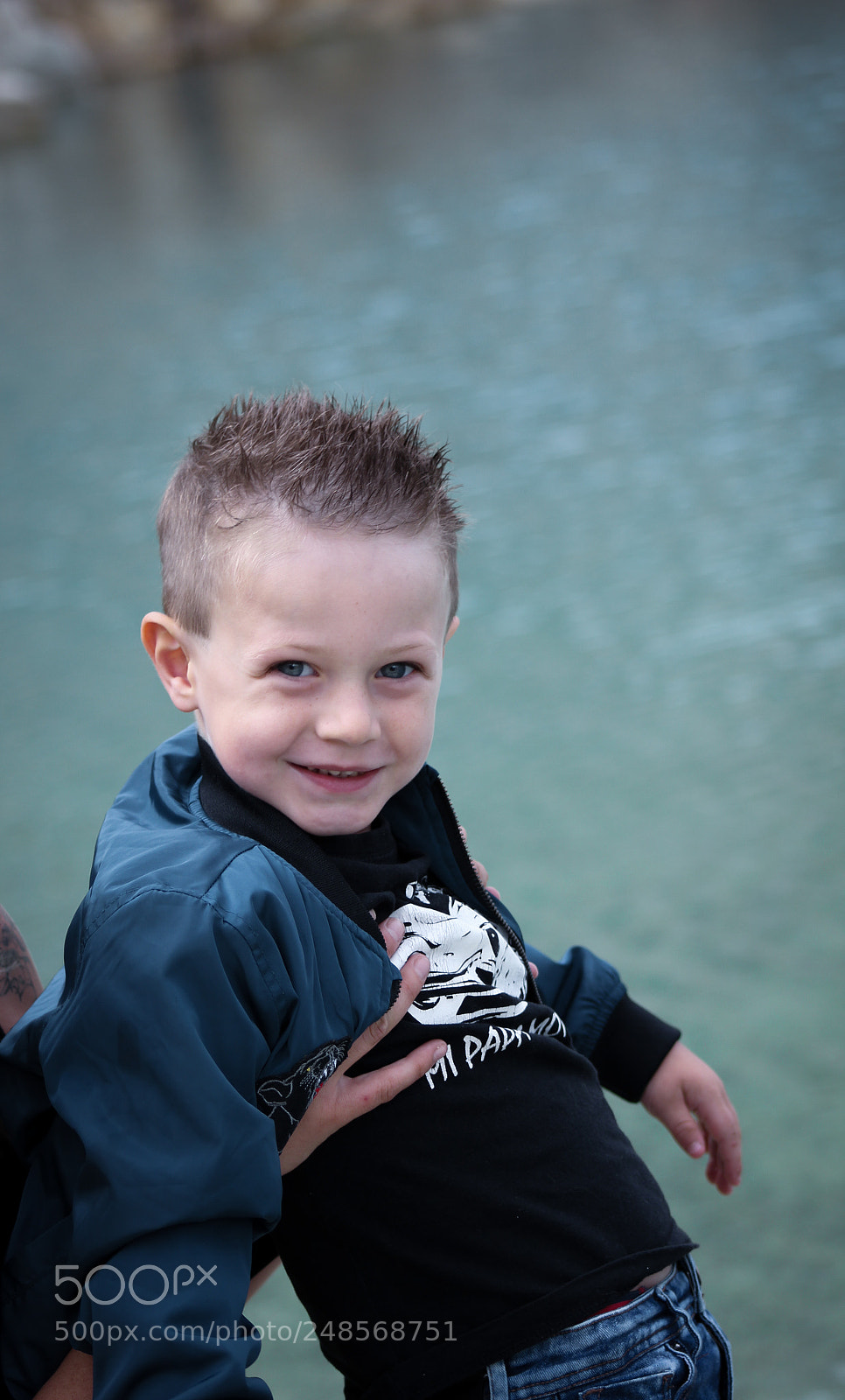 Canon EOS 550D (EOS Rebel T2i / EOS Kiss X4) sample photo. Blue eyes photography