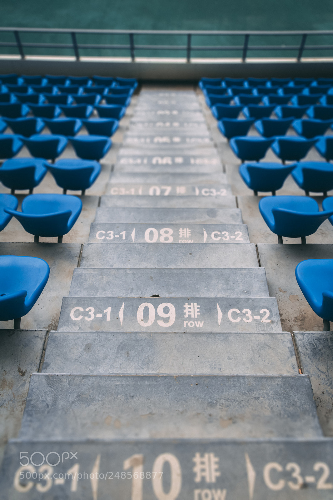 Canon EOS 760D (EOS Rebel T6s / EOS 8000D) sample photo. Stairs photography
