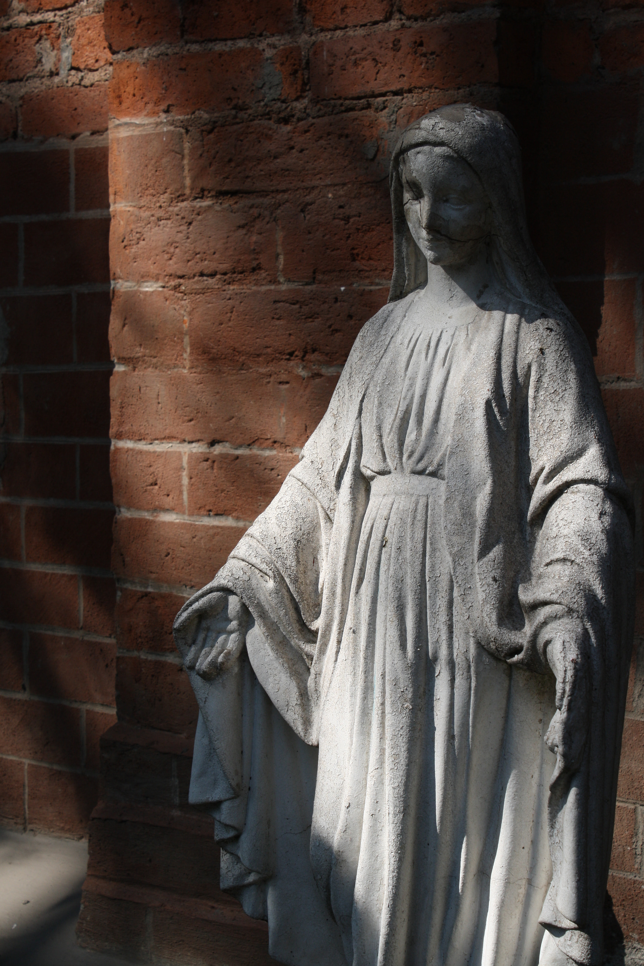 Canon EOS 1000D (EOS Digital Rebel XS / EOS Kiss F) sample photo. Is not nsfw content! photography